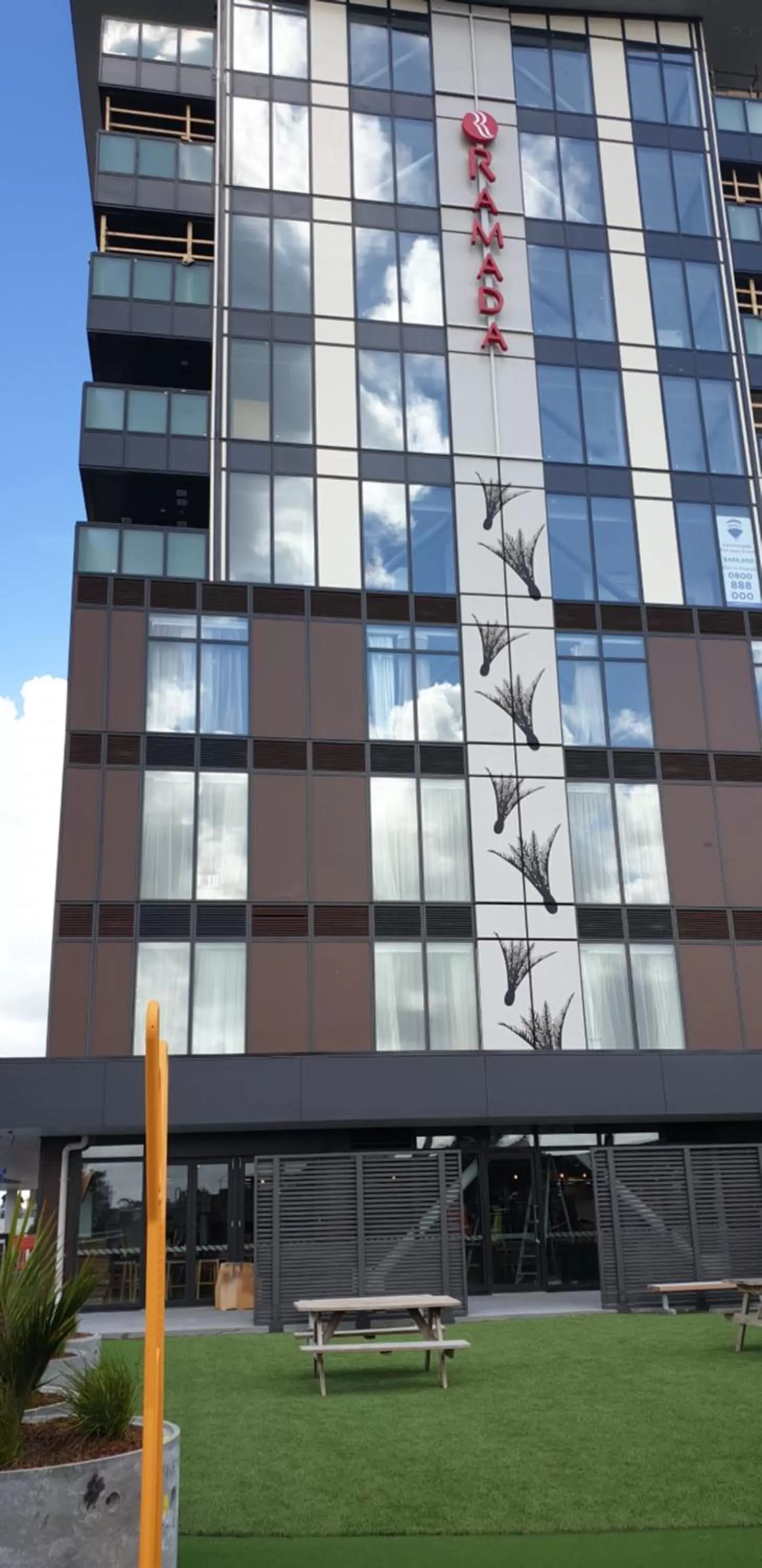 Property building in Ramada Suites by Wyndham Auckland Manukau Pacfic Centre