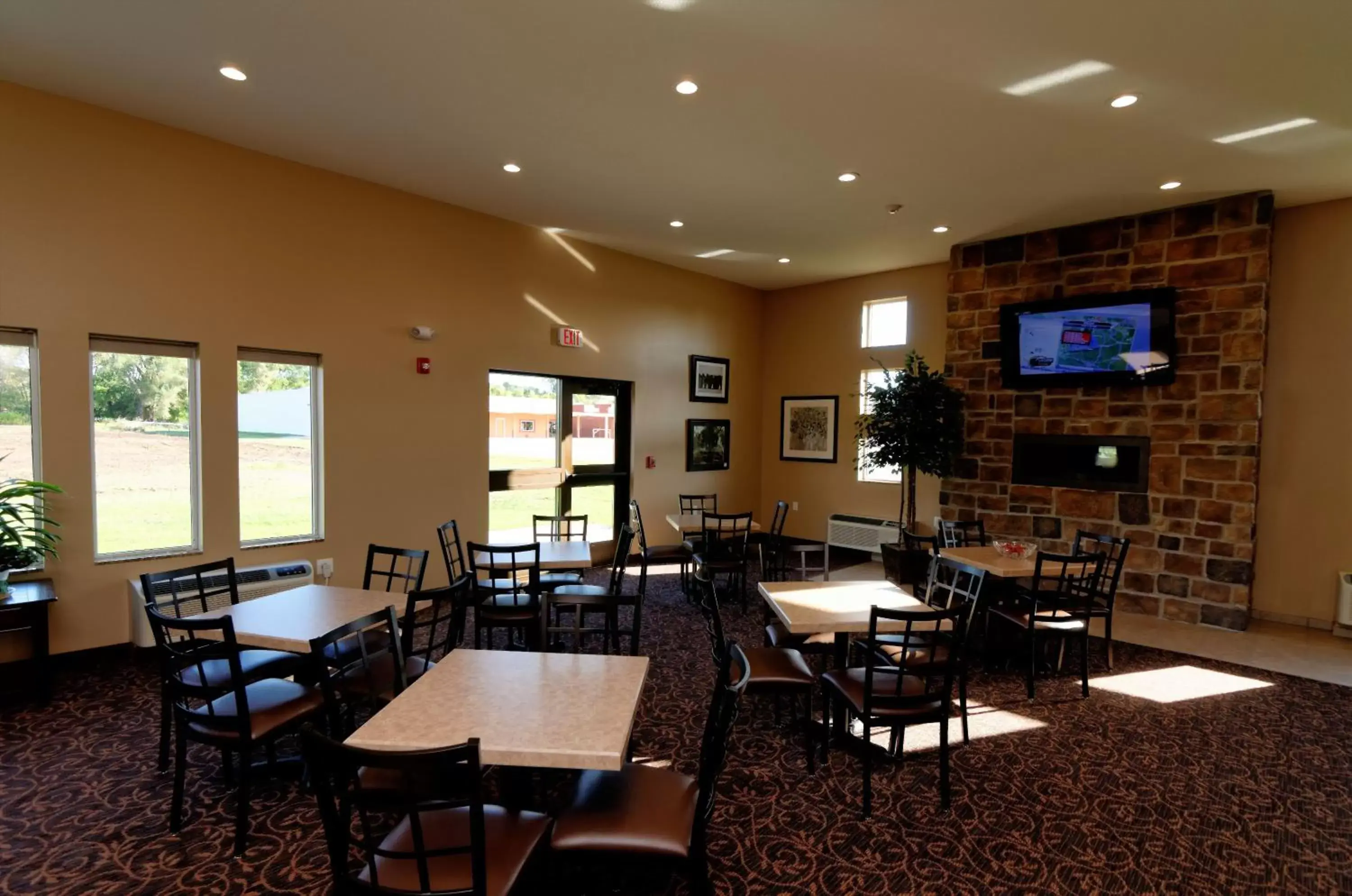 Breakfast, Restaurant/Places to Eat in Cobblestone Inn & Suites Fort Madison