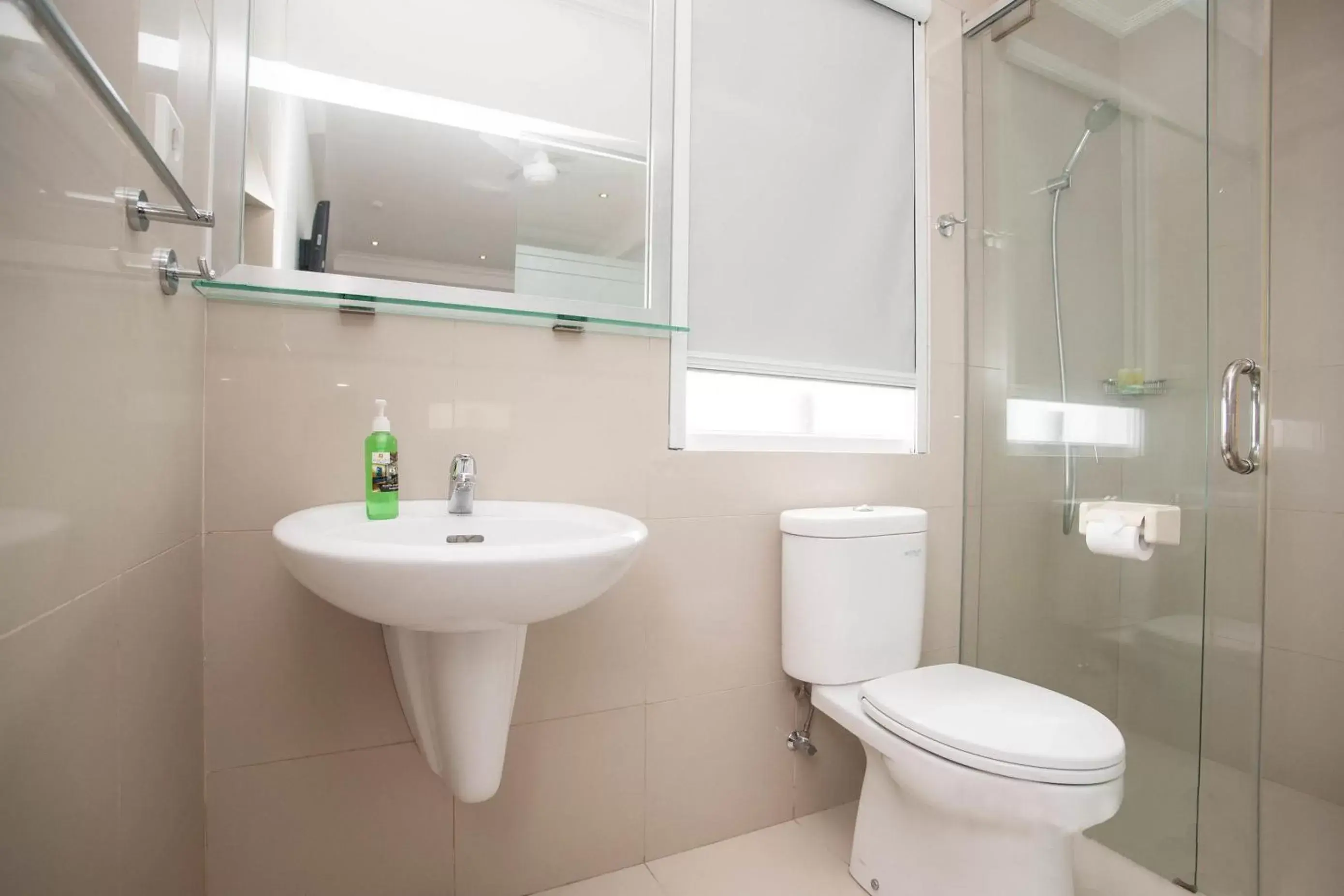 Bathroom in Samsara Inn