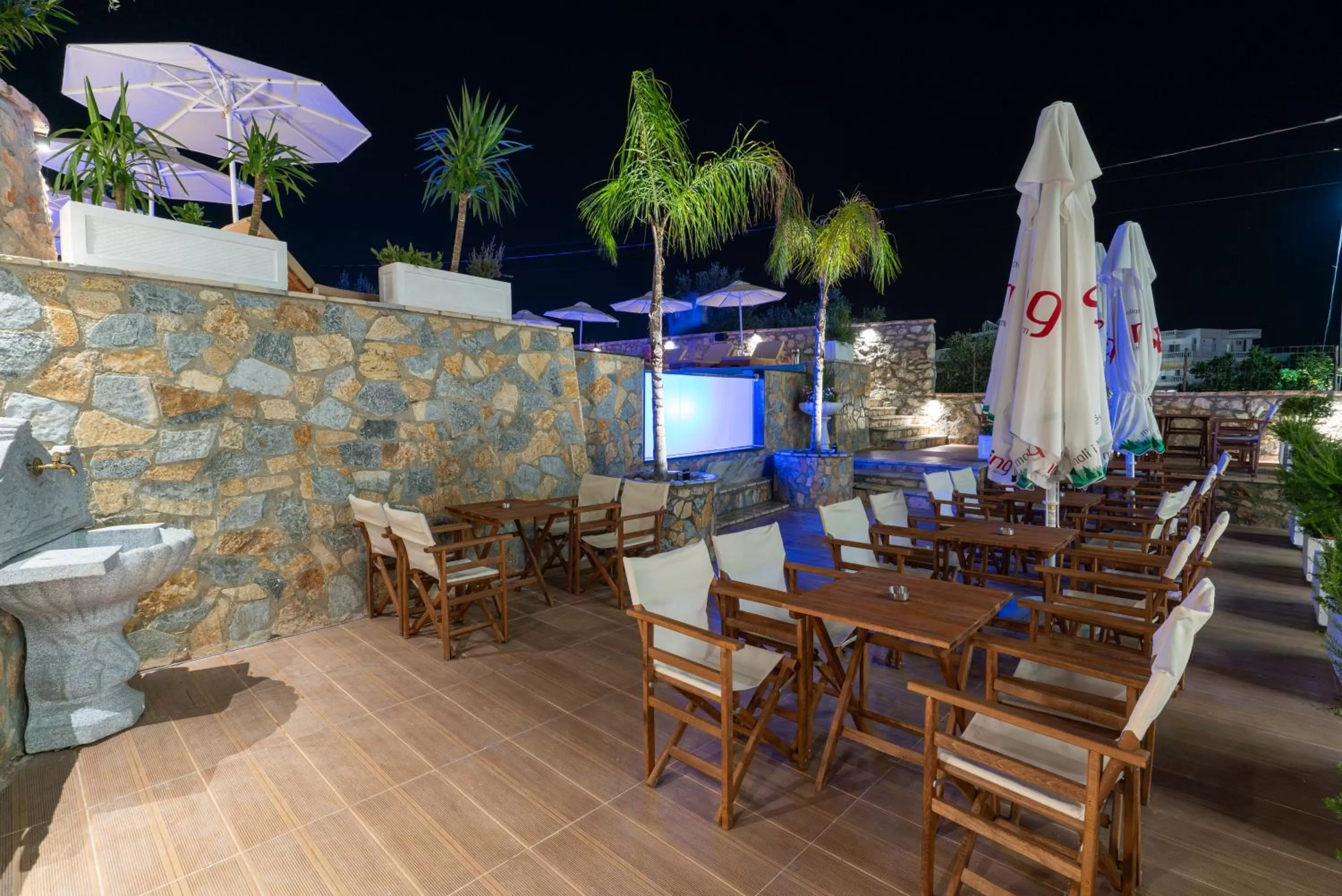 Living room, Restaurant/Places to Eat in Hotel Memaj