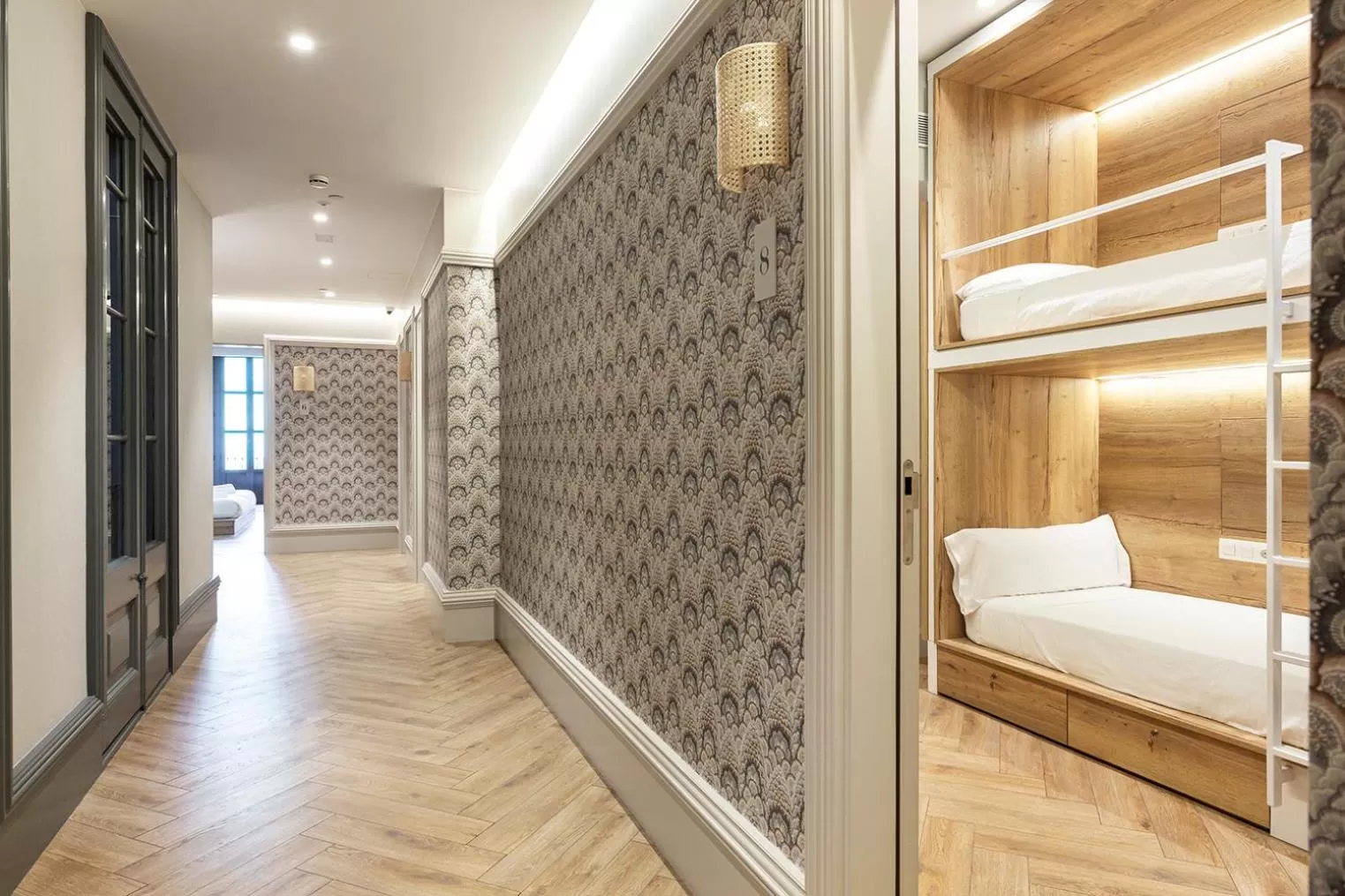 Bedroom, Bed in Weflating City Center