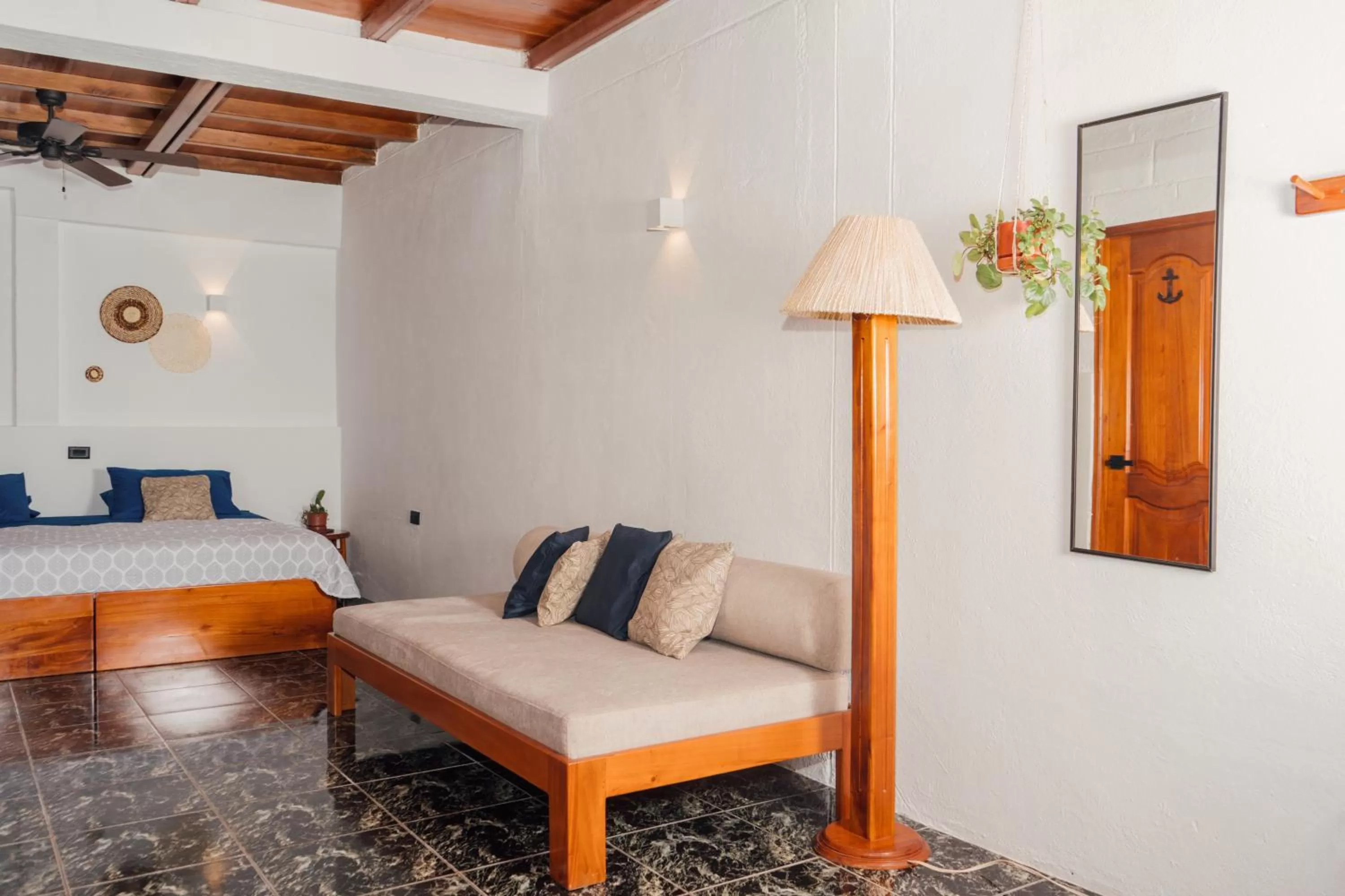 Bed, Seating Area in Hotel Pimampiro