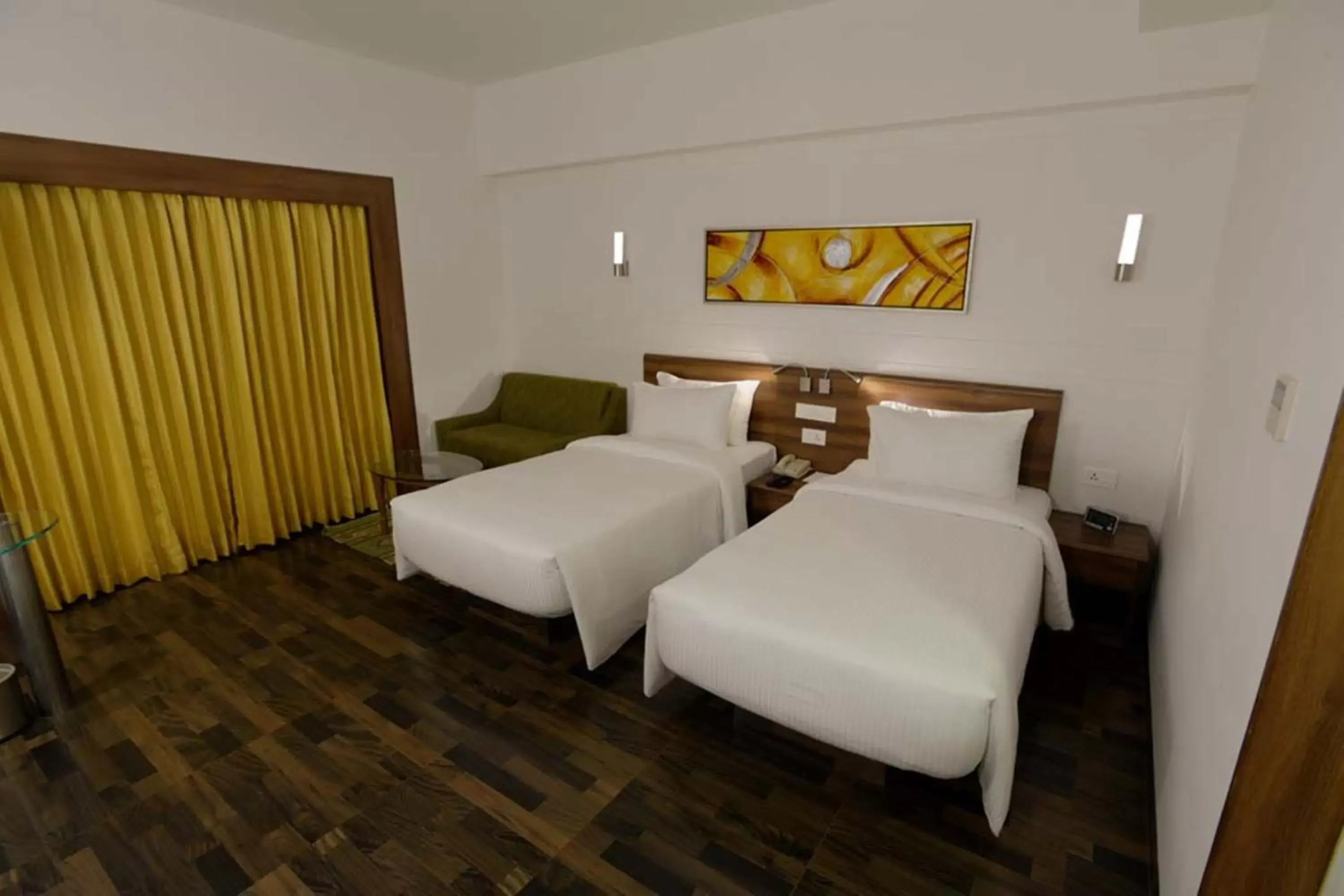 Bedroom, Bed in Lemon Tree Hotel Coimbatore