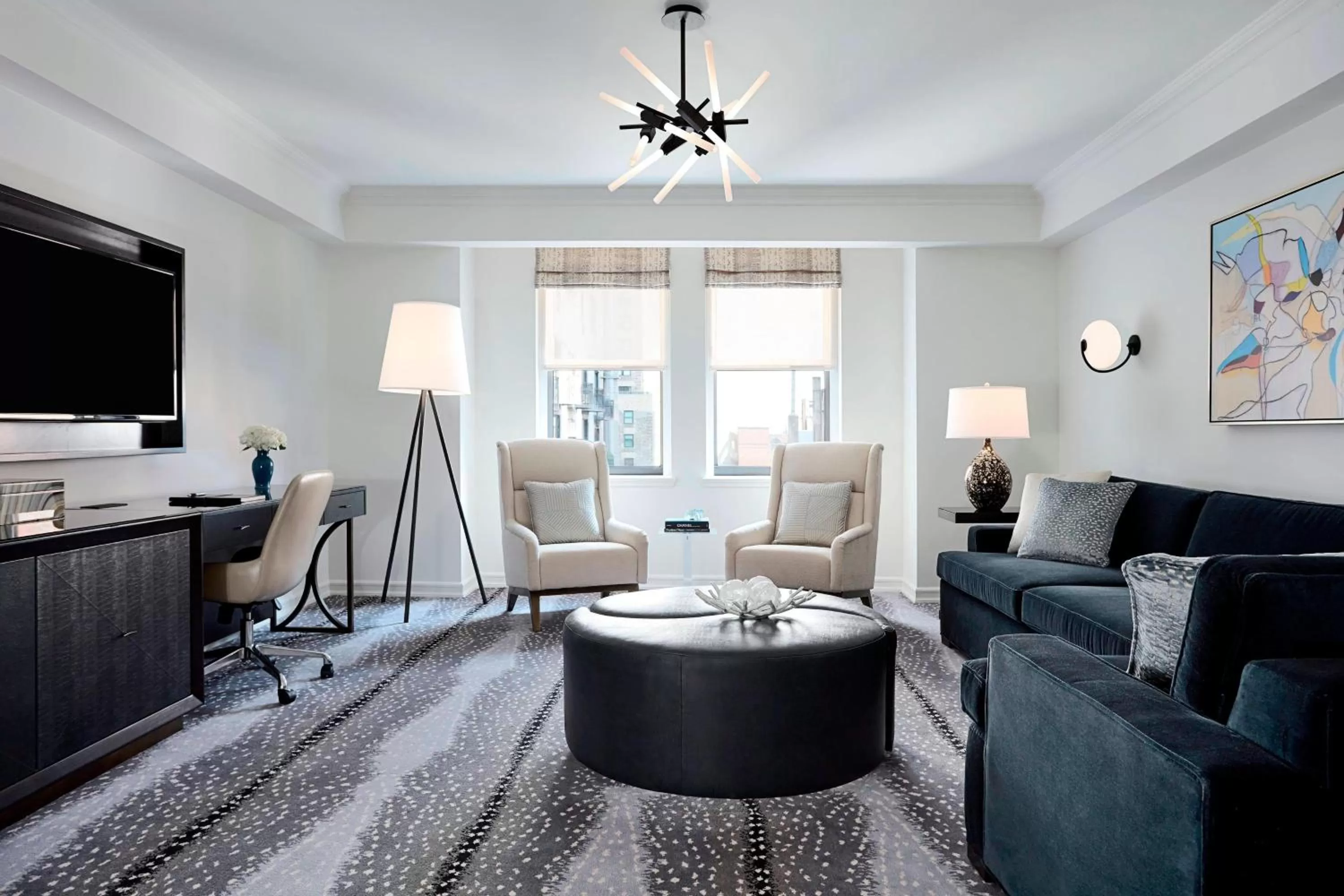 Living room in JW Marriott Essex House New York