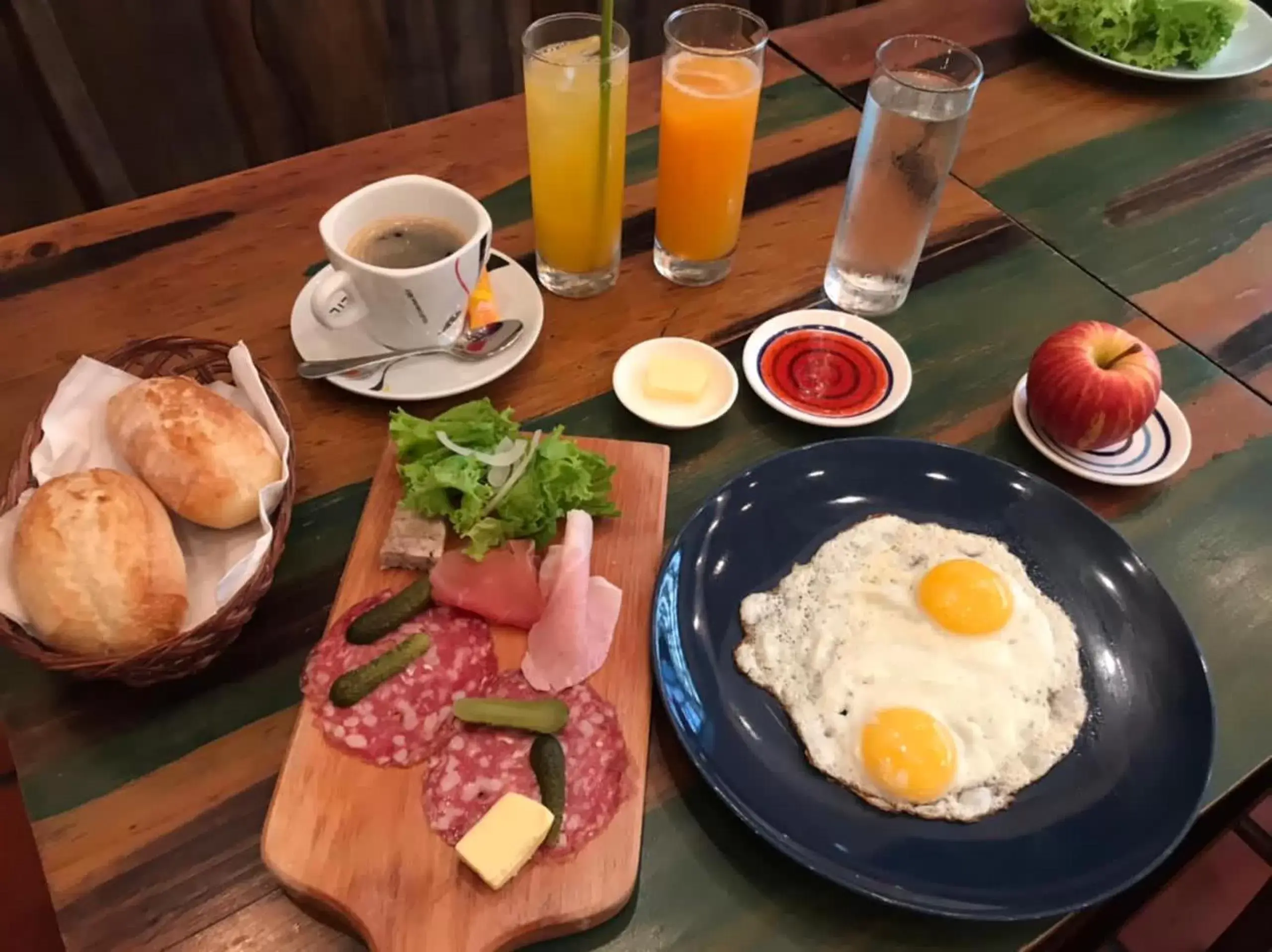 Restaurant/places to eat, Breakfast in SILA Urban Living