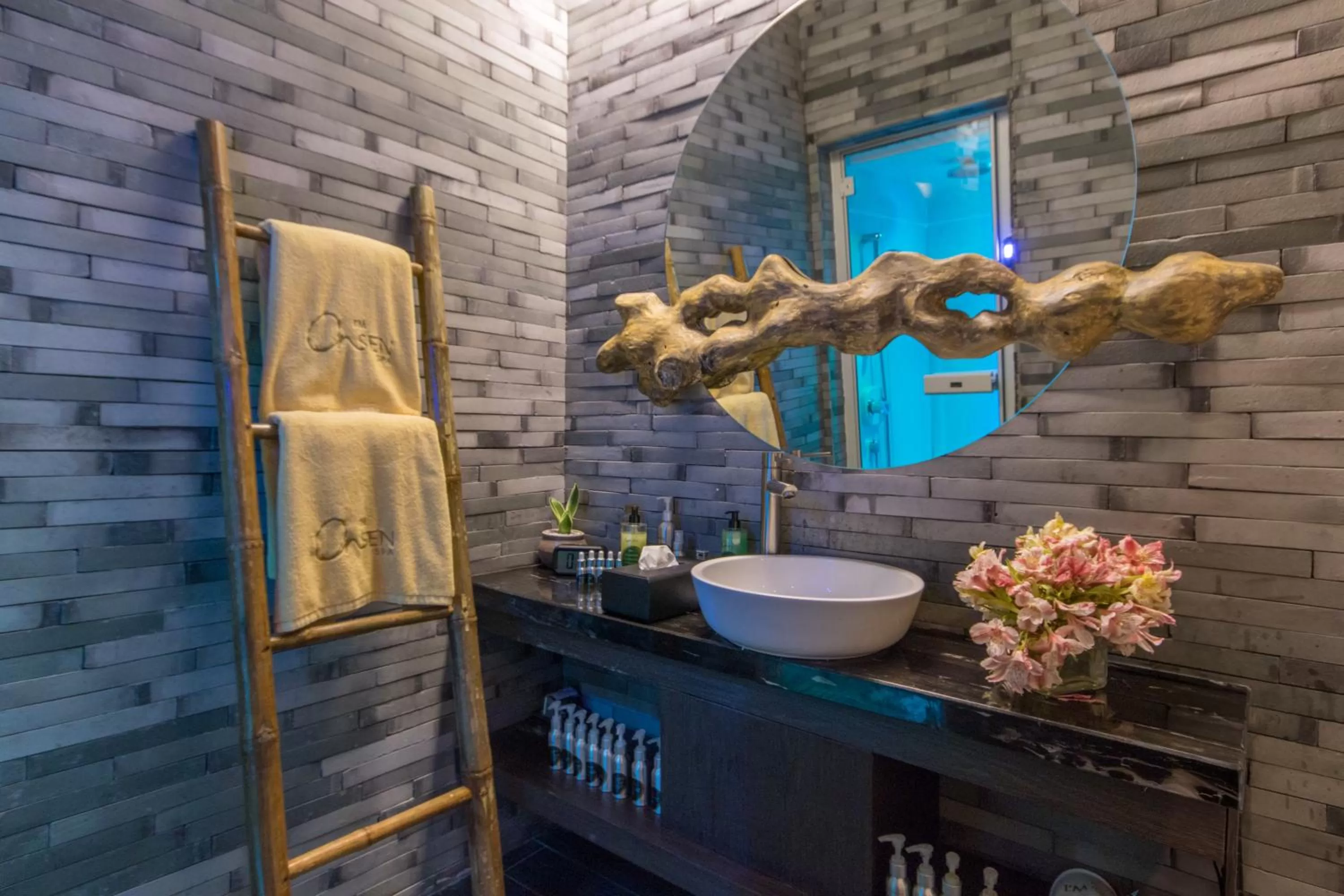 Hot Spring Bath in I'M Hotel