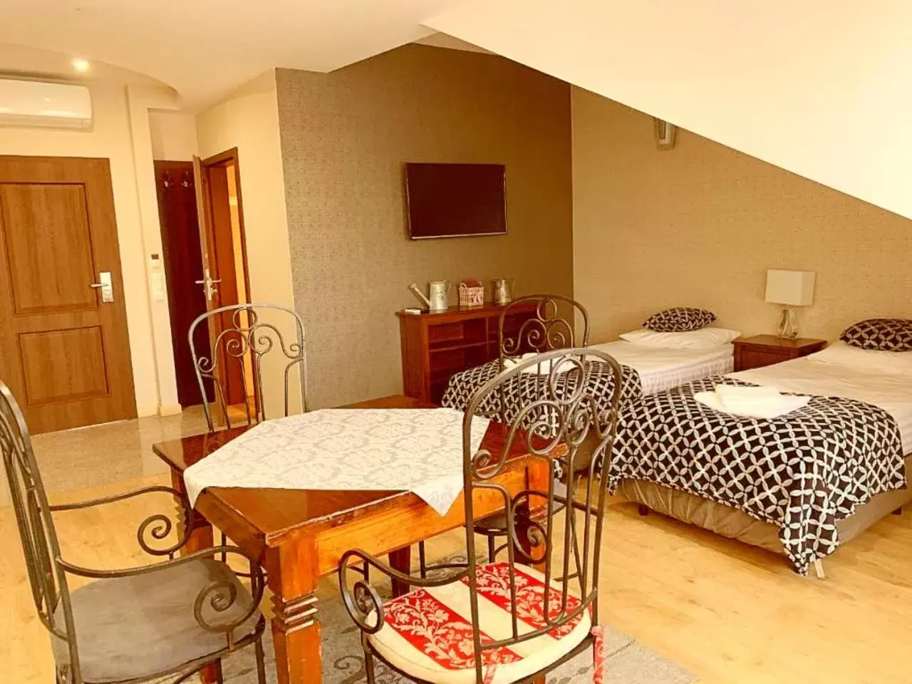 Queen Studio in GRONO Apartamenty Queen Studio in GRONO Apartamenty