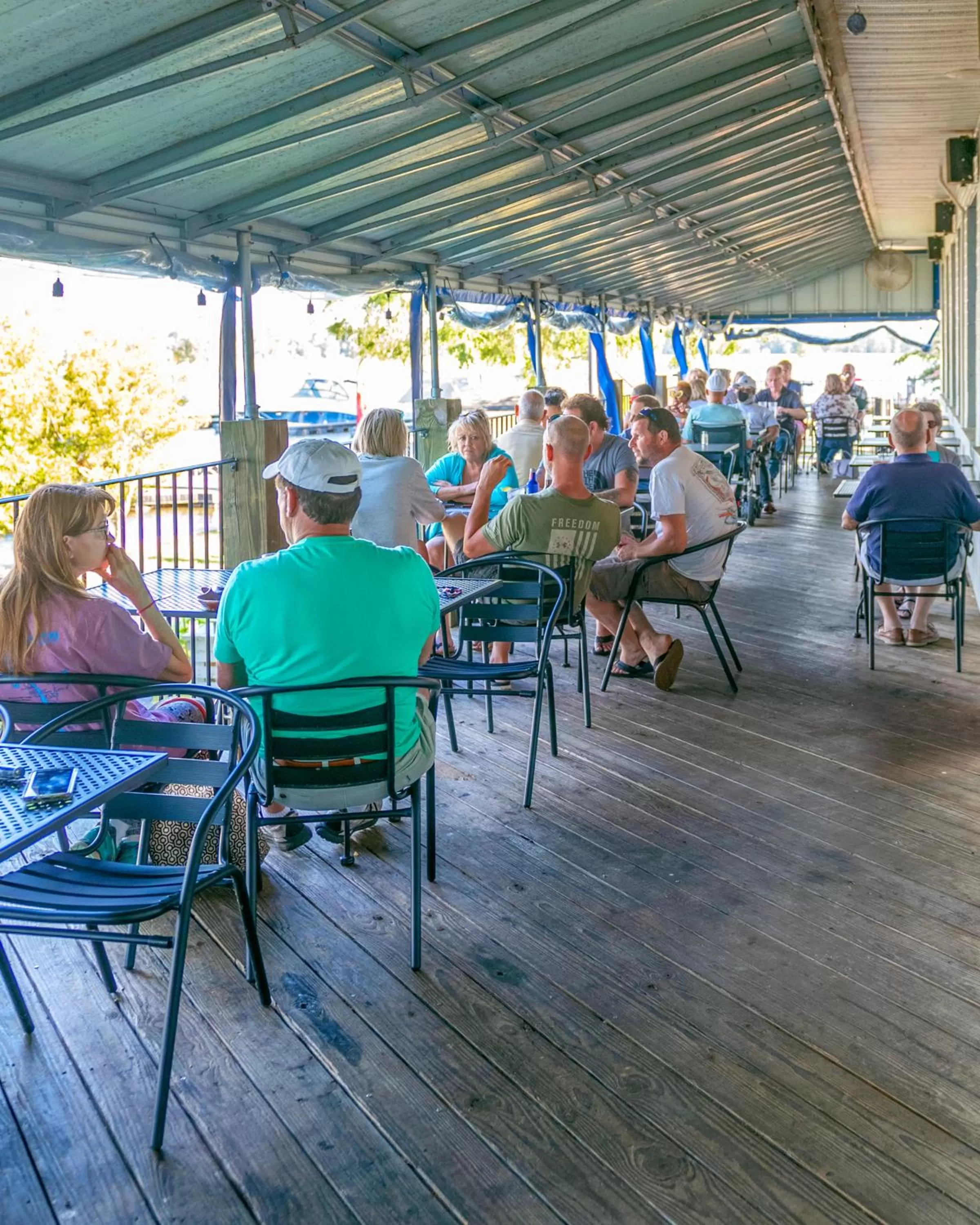 Restaurant/places to eat in Rivers Rest Resort