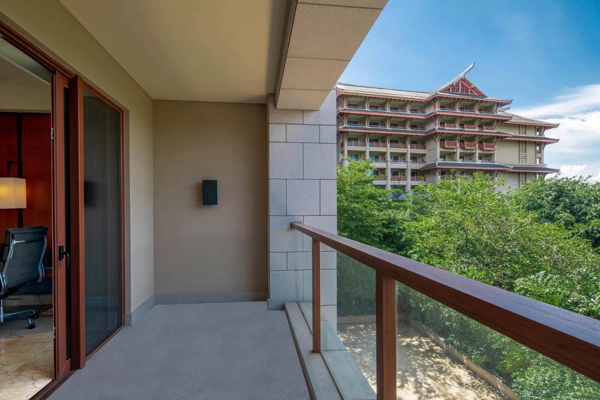 Garden in Haikou Marriott Hotel