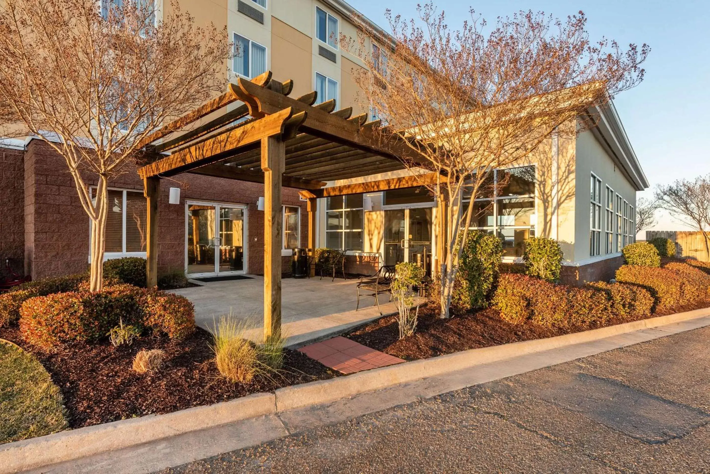 Balcony/Terrace, Property Building in Sleep Inn & Suites Ruston Near University