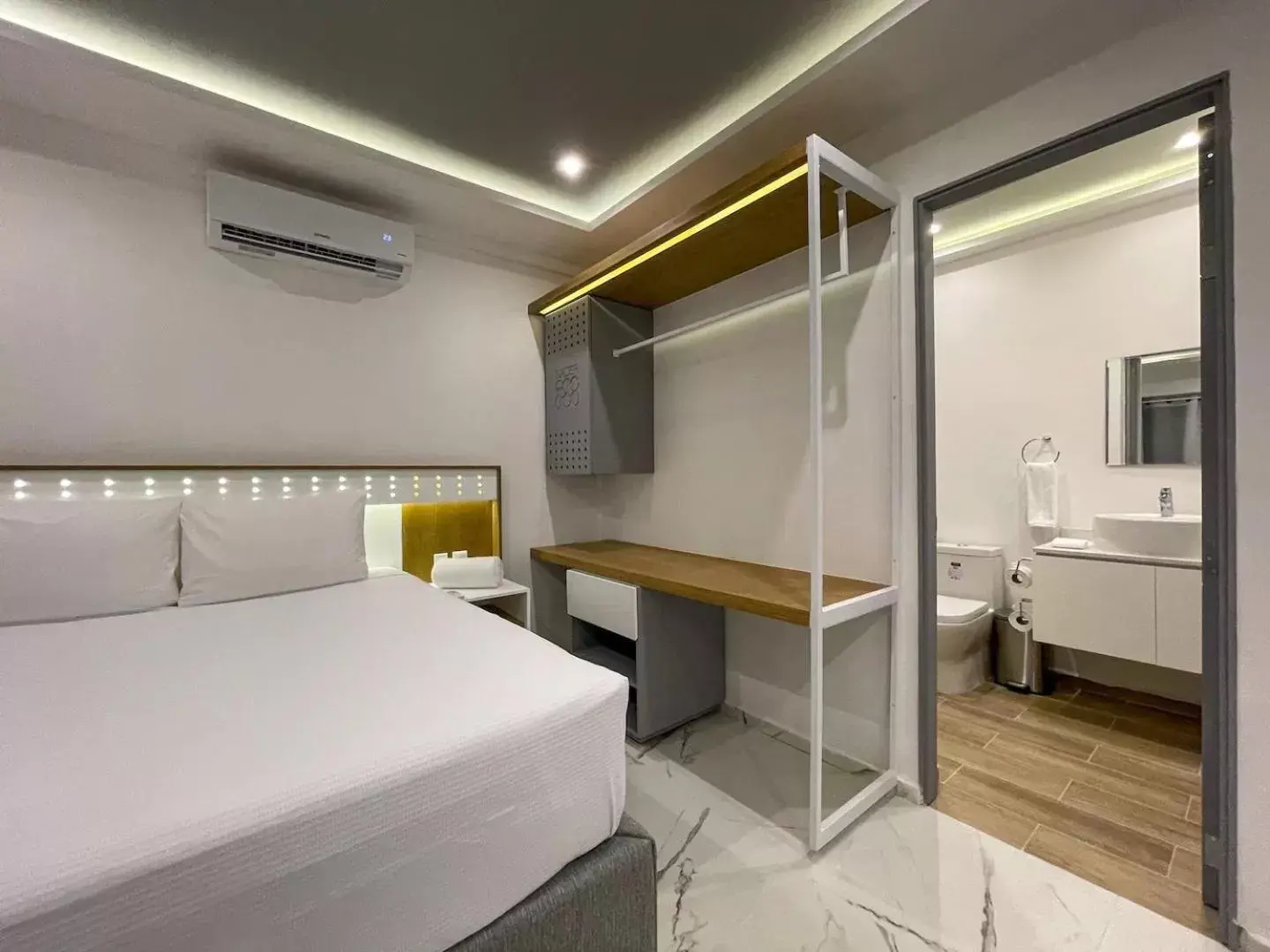 Bedroom, Bed in Apartamentos