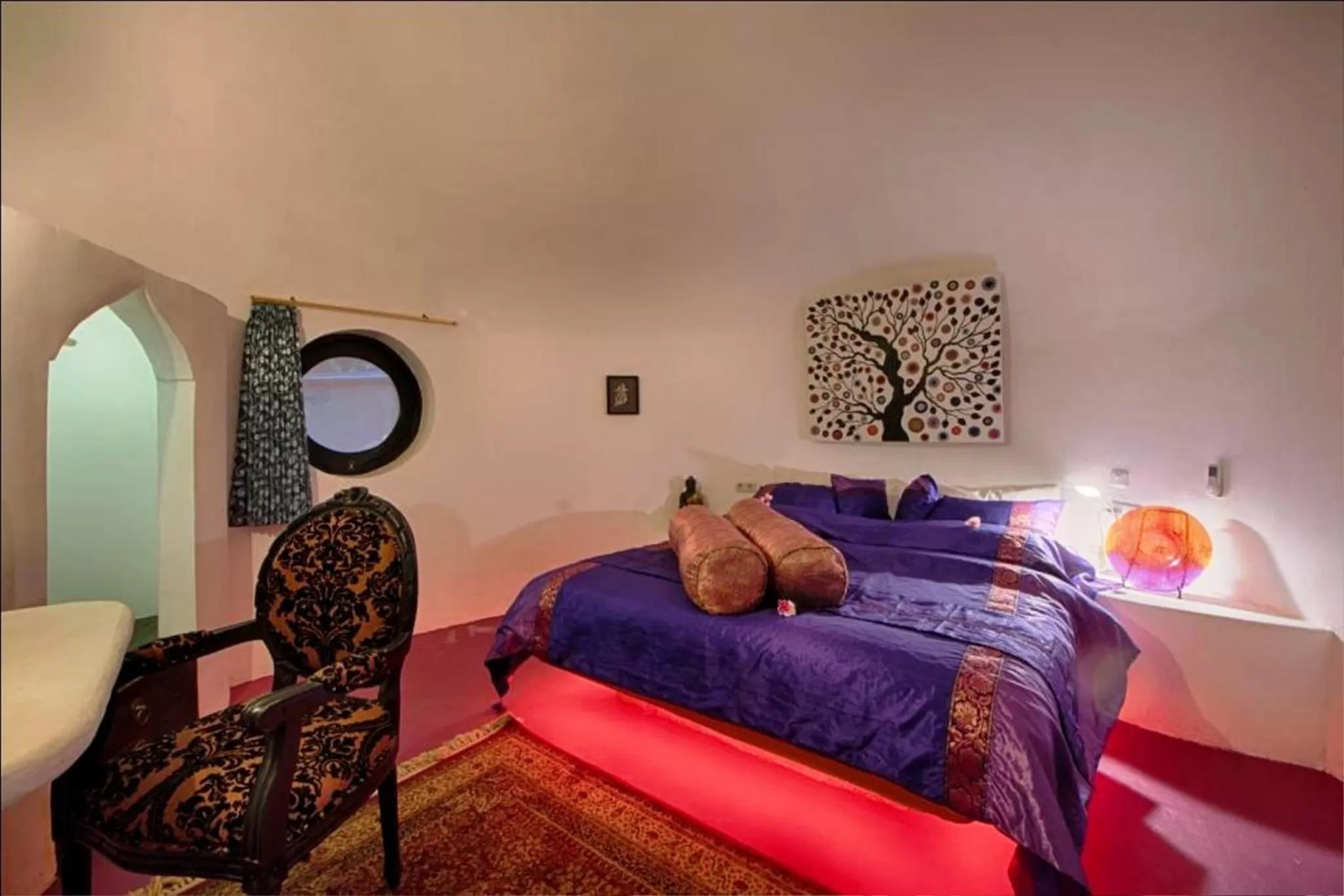 Bedroom, Bed in Bel Air Resort