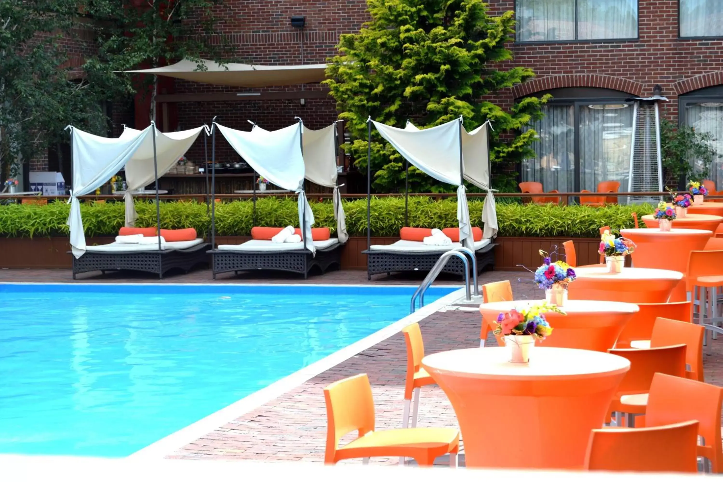 Swimming Pool in Marriott Providence Downtown