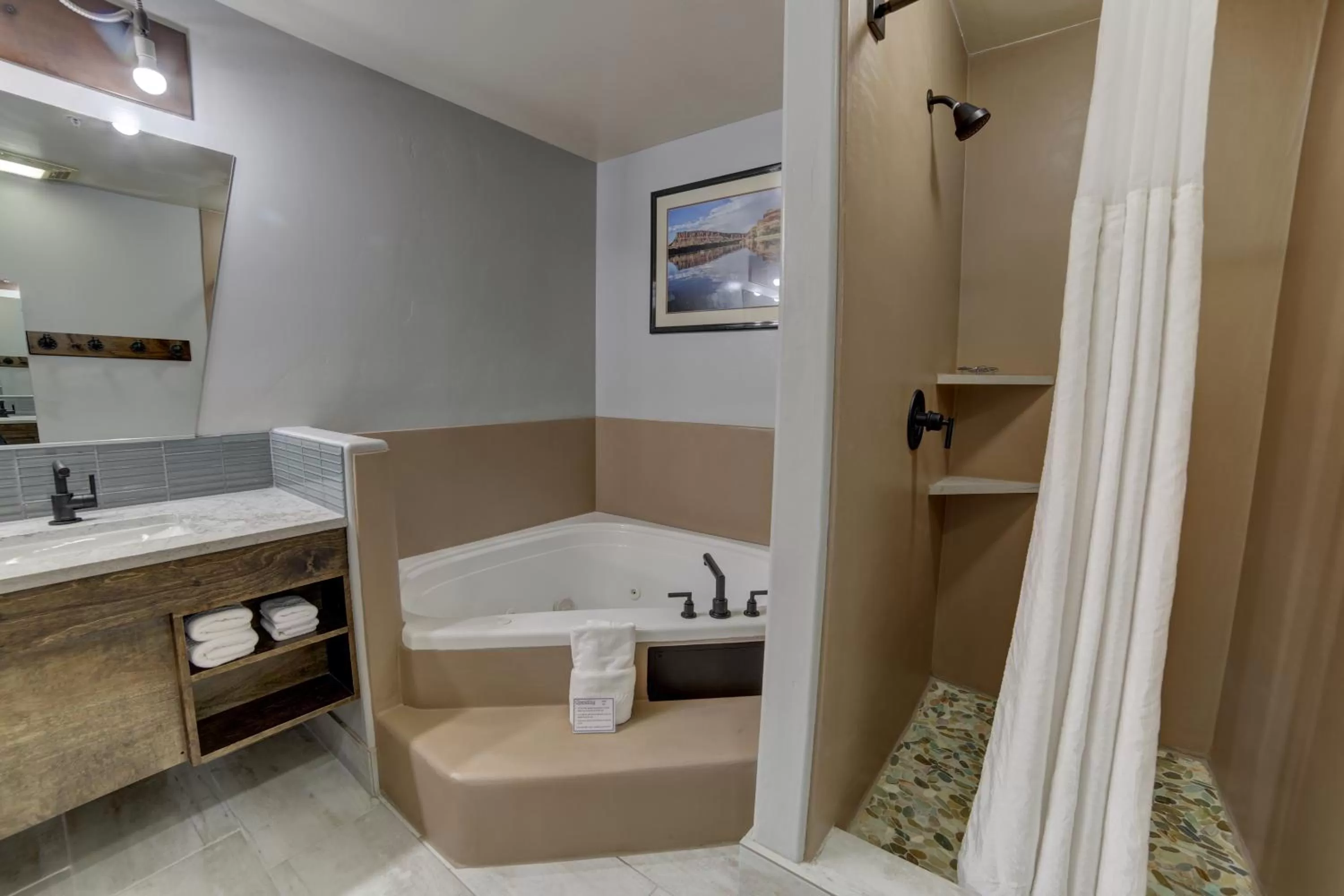 Bathroom in The Gonzo Inn