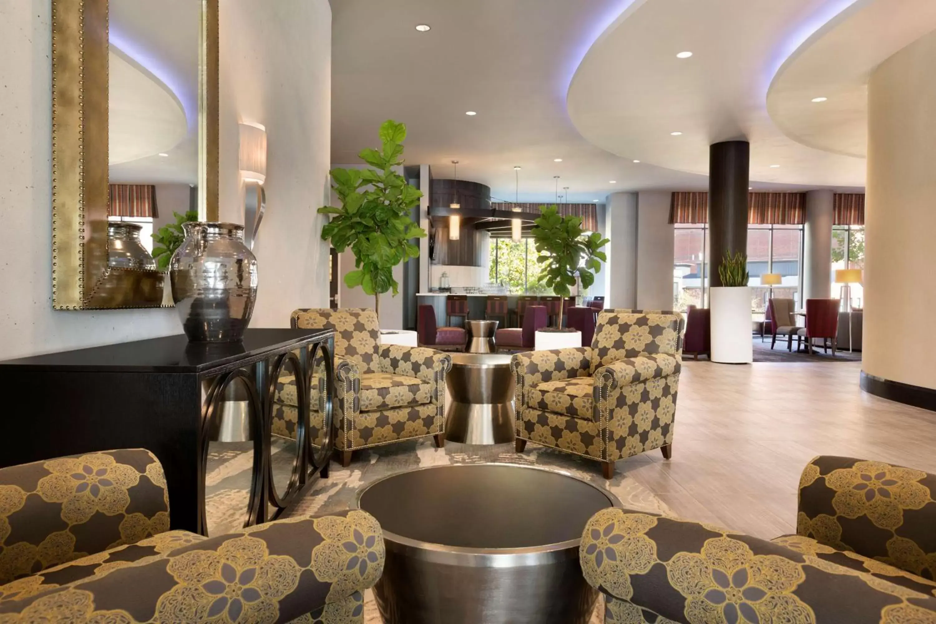 Lobby or reception, Lounge/Bar in Embassy Suites by Hilton Greenville Downtown Riverplace