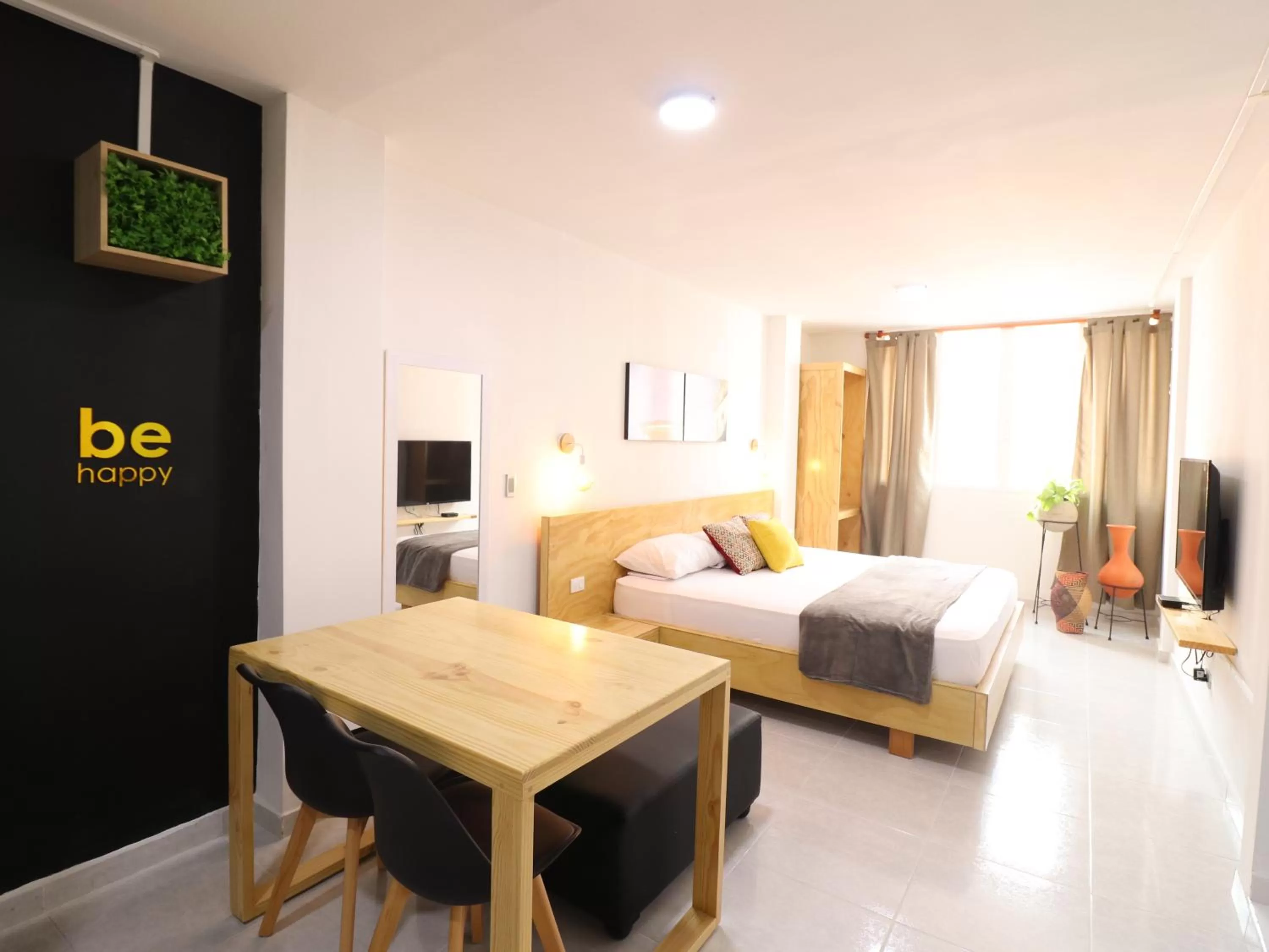 Photo of the whole room in 554 Apartments