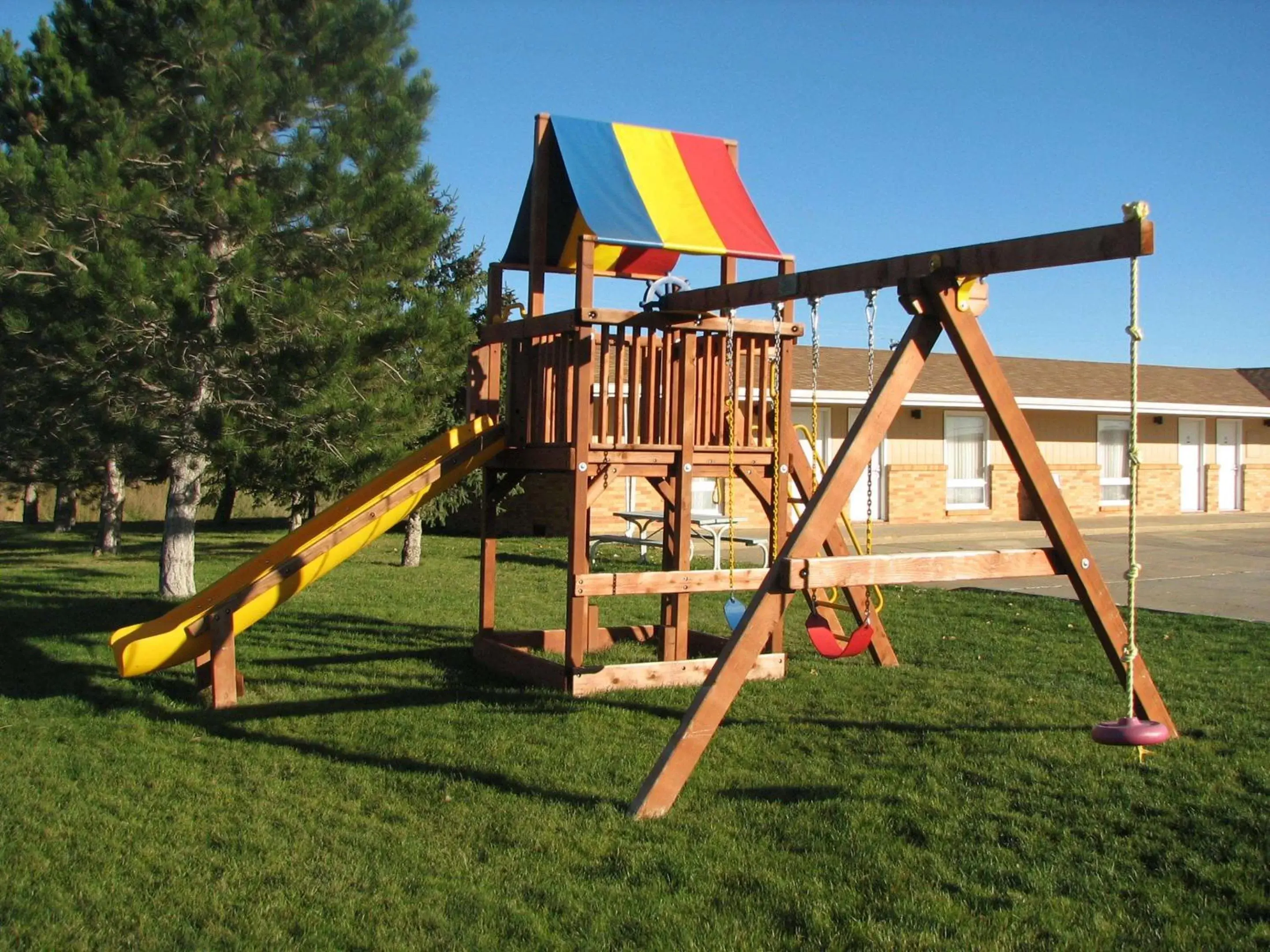 Sports, Children's Play Area in Best Western Graham's