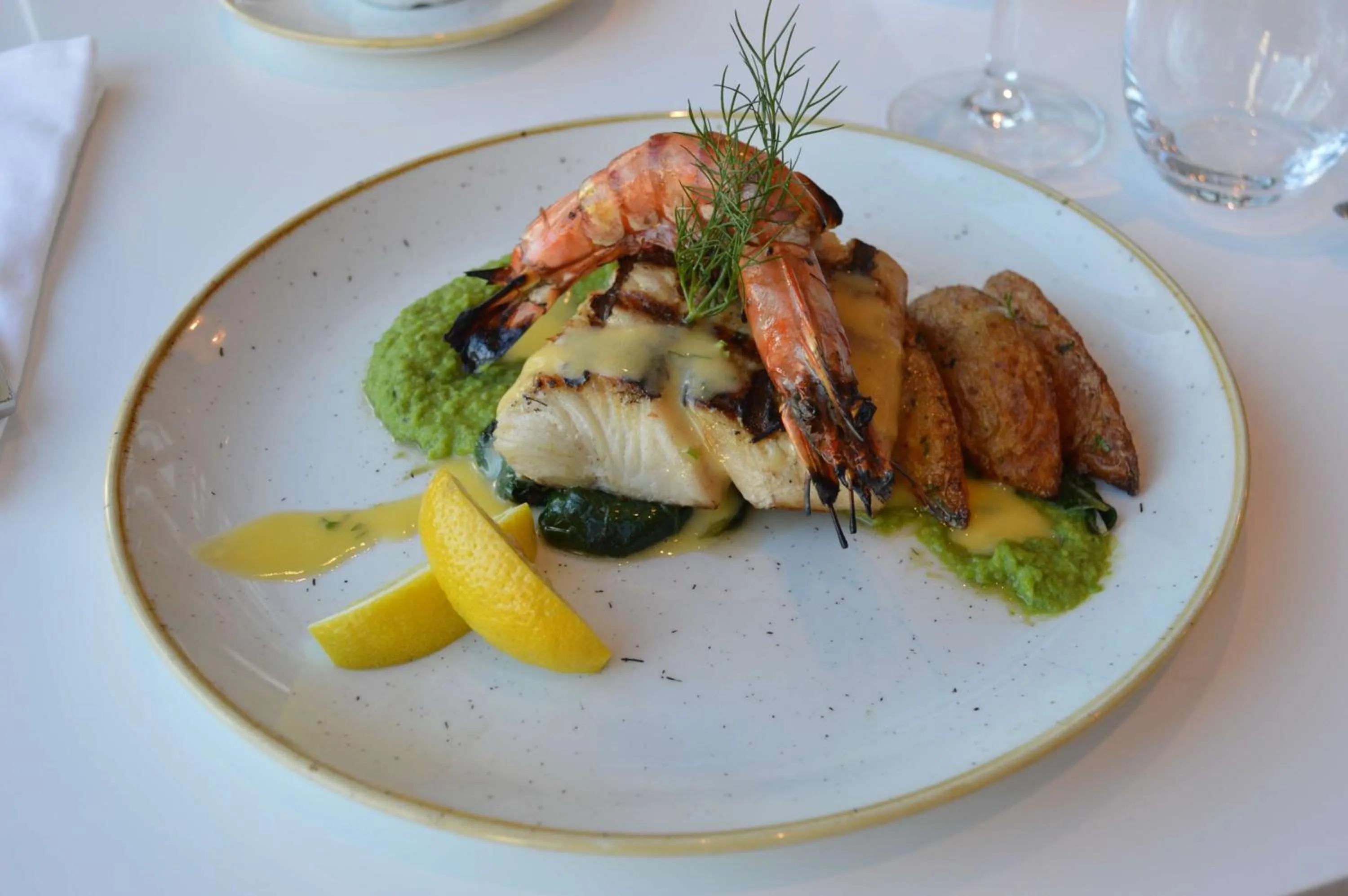 Restaurant/places to eat in Radisson Blu Hotel & Residence Maputo