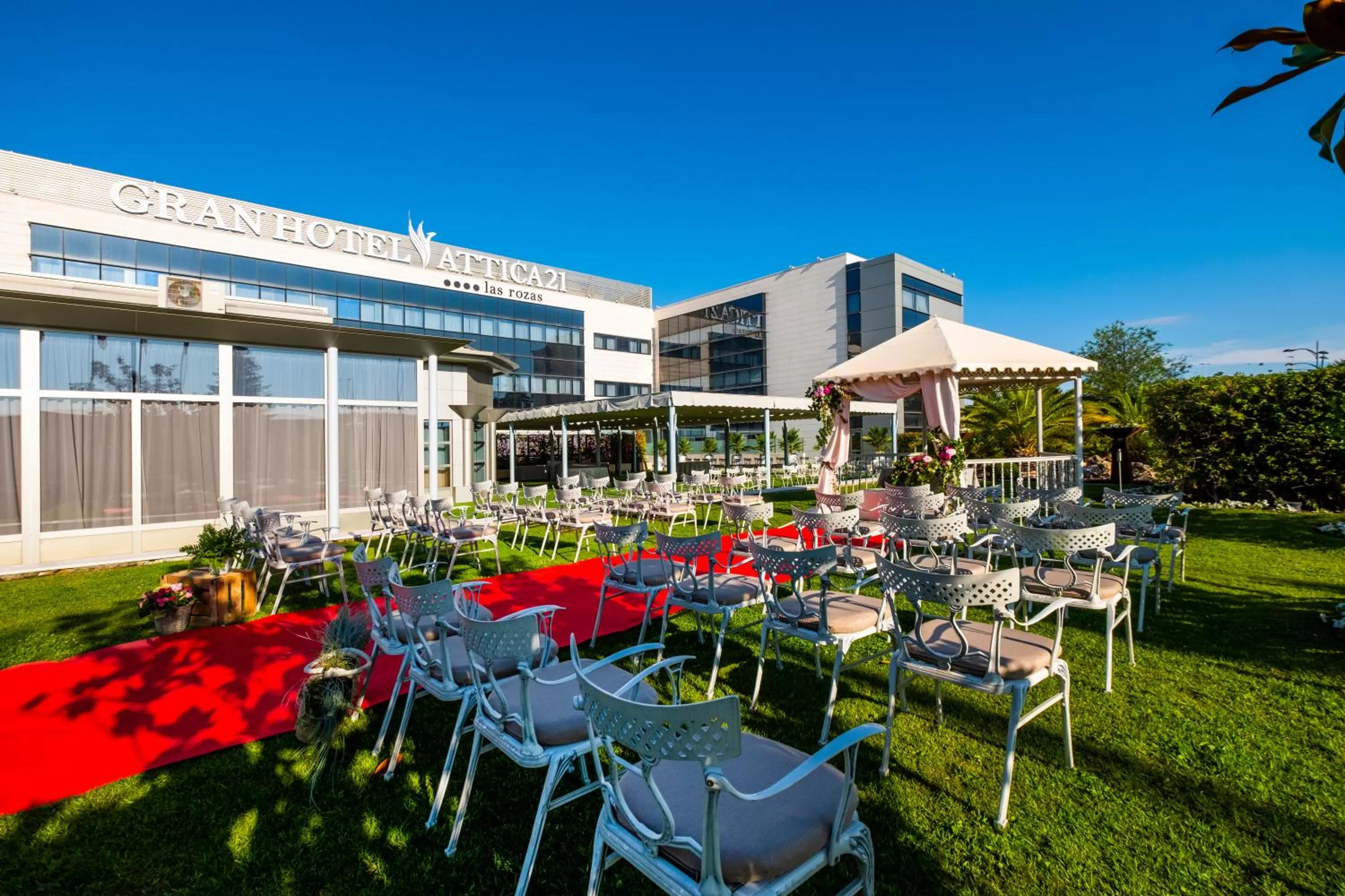 Garden in Hotel Attica21 Las Rozas