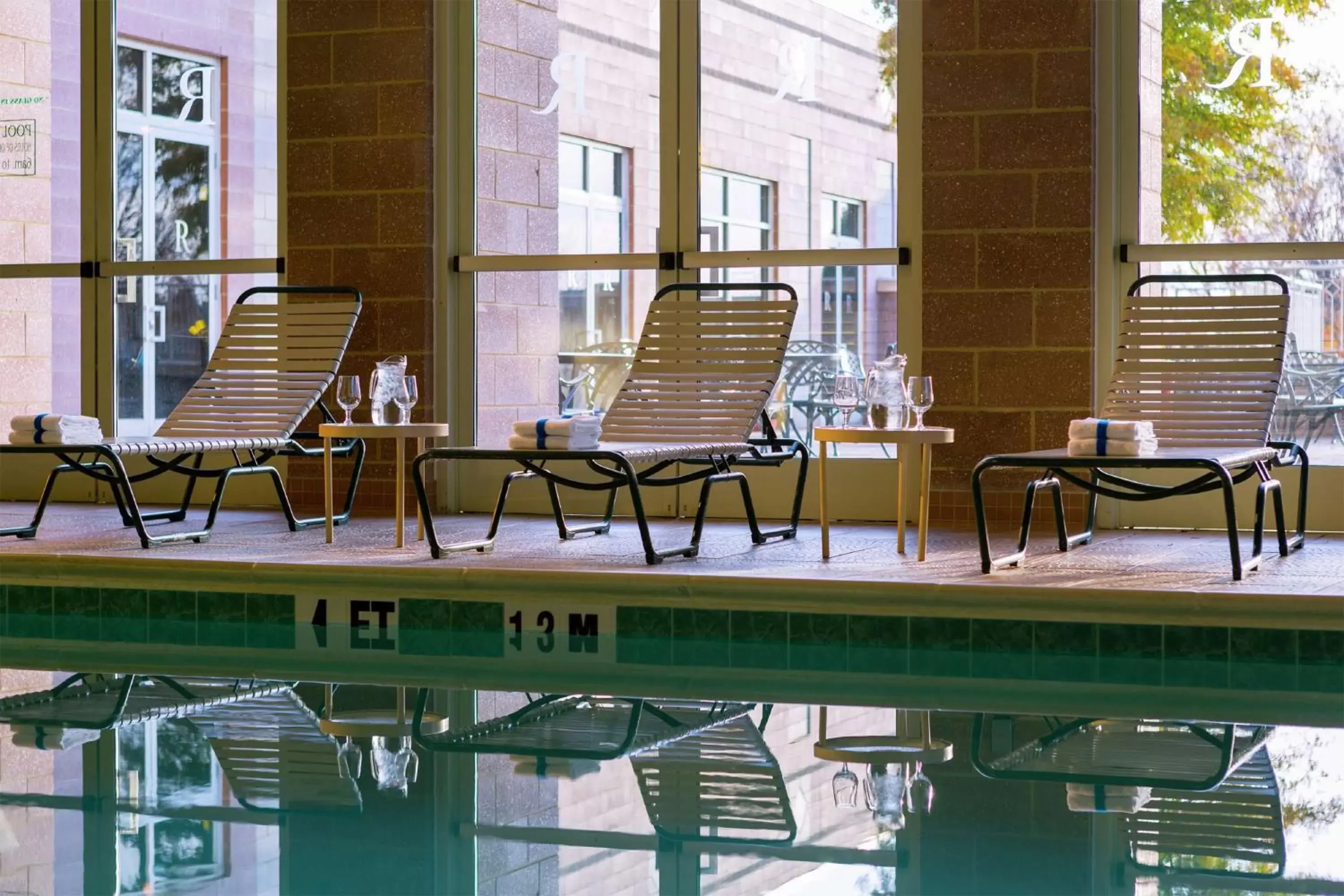 Pool view, Swimming Pool in Hilton Charlotte Airport Hotel