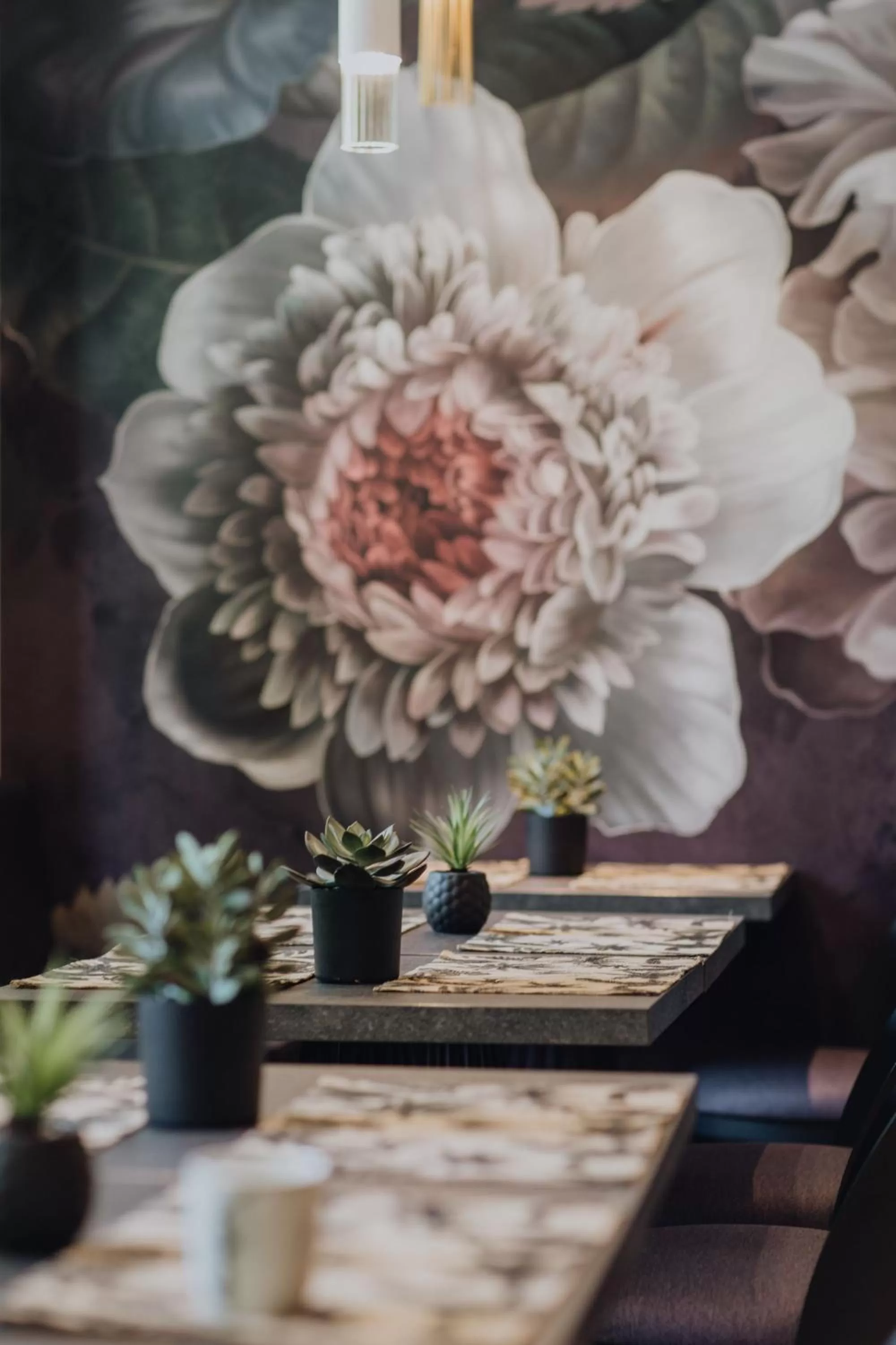 Decorative detail in Hôtel Prince Albert Gare de Lyon