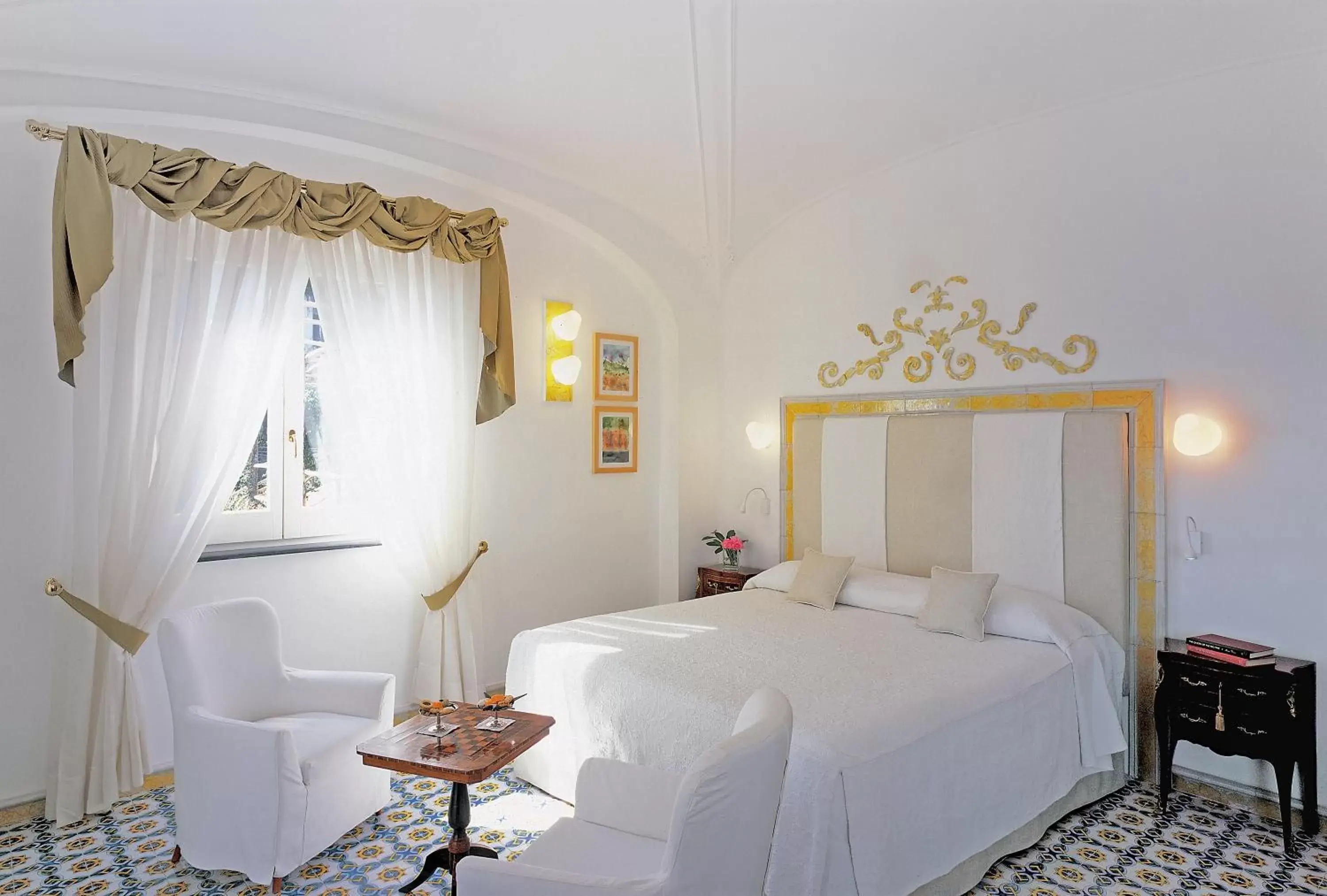 Bed in Hotel Santa Caterina