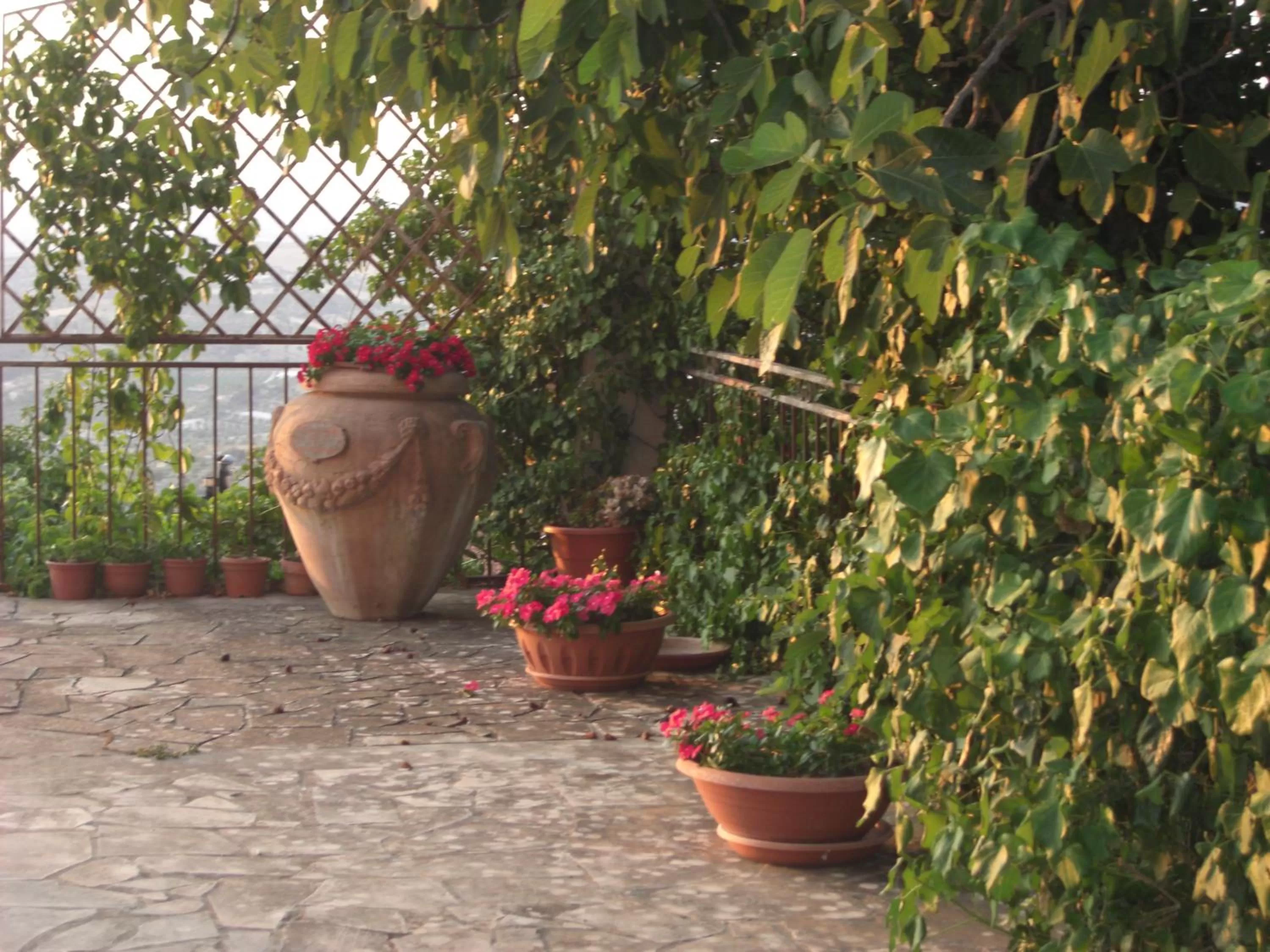 Facade/entrance in Albergo Villa Nobile