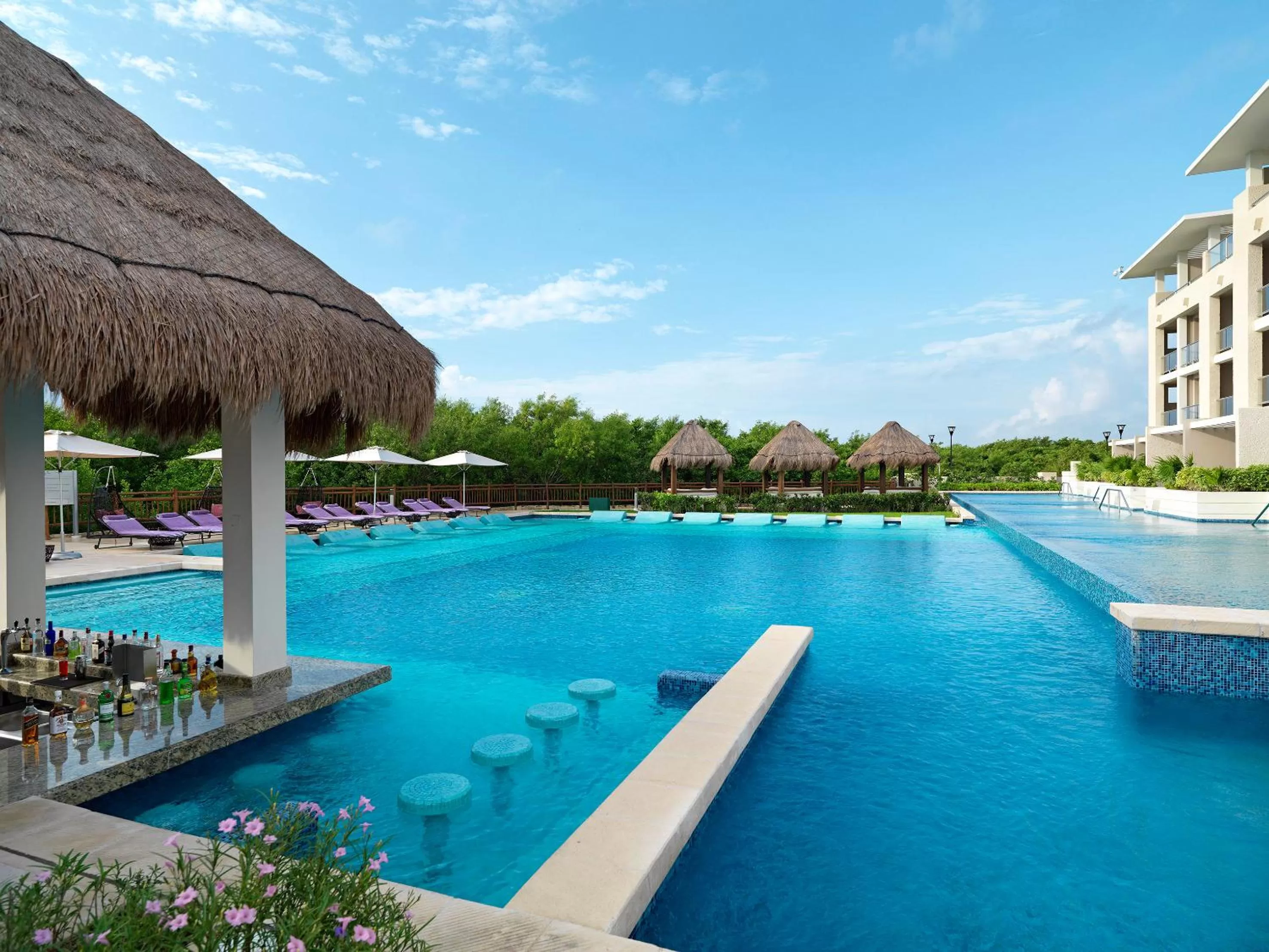 Swimming pool in Paradisus La Perla - Adults Only - Riviera Maya - All Inclusive