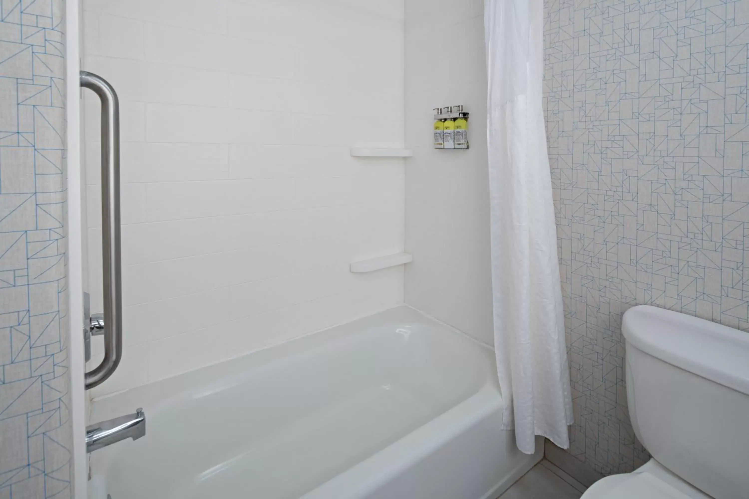 King Suite in Holiday Inn Express Fresno South by IHG King Suite in Holiday Inn Express Fresno South by IHG