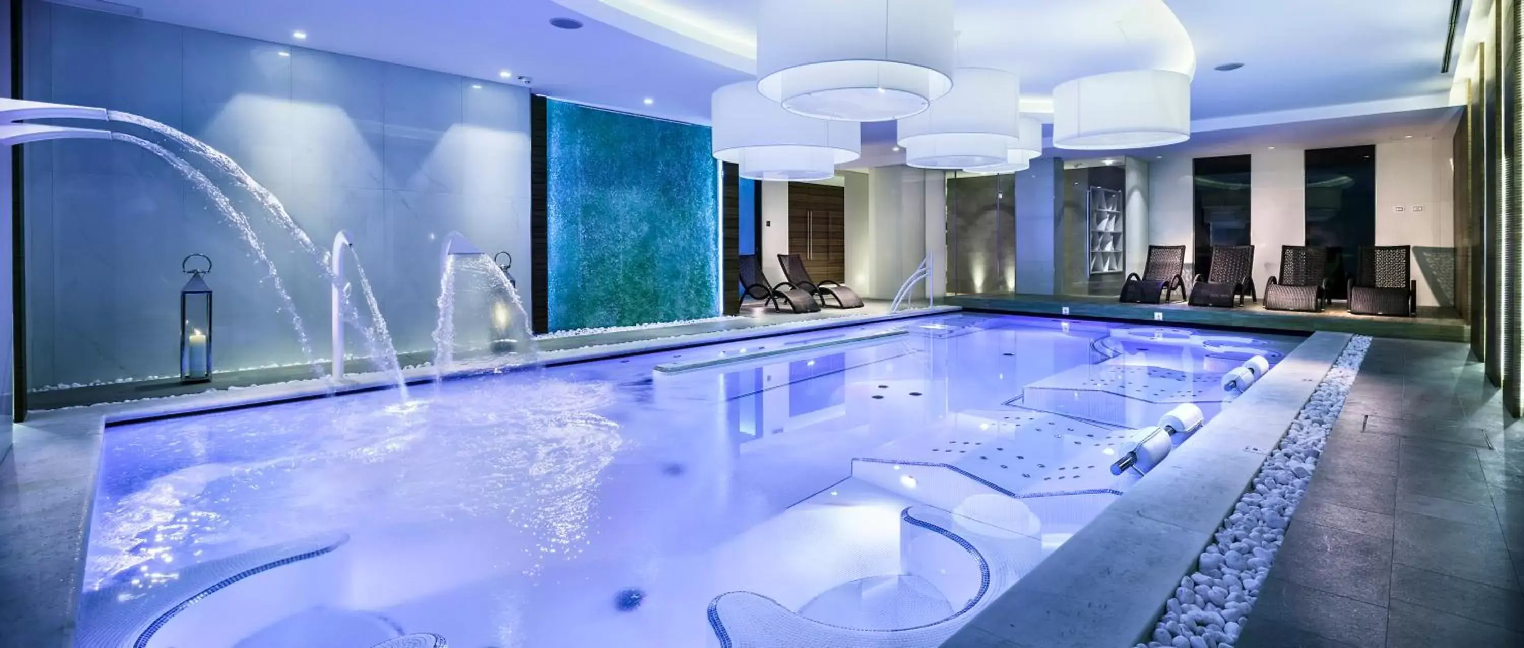 Hot Tub, Swimming Pool in Hotel Ambasciatori