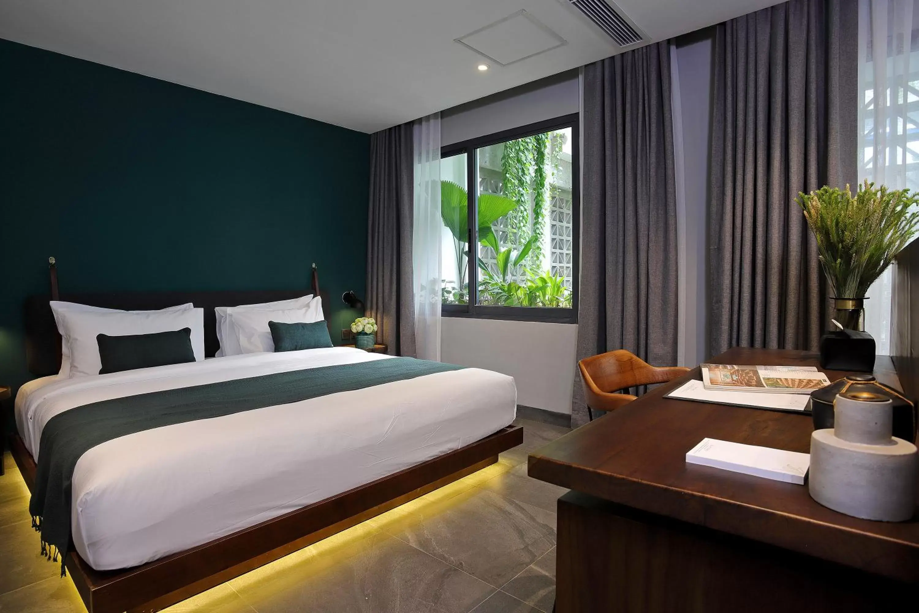 Bedroom, Bed in Baitong Hotel & Resort Phnom Penh