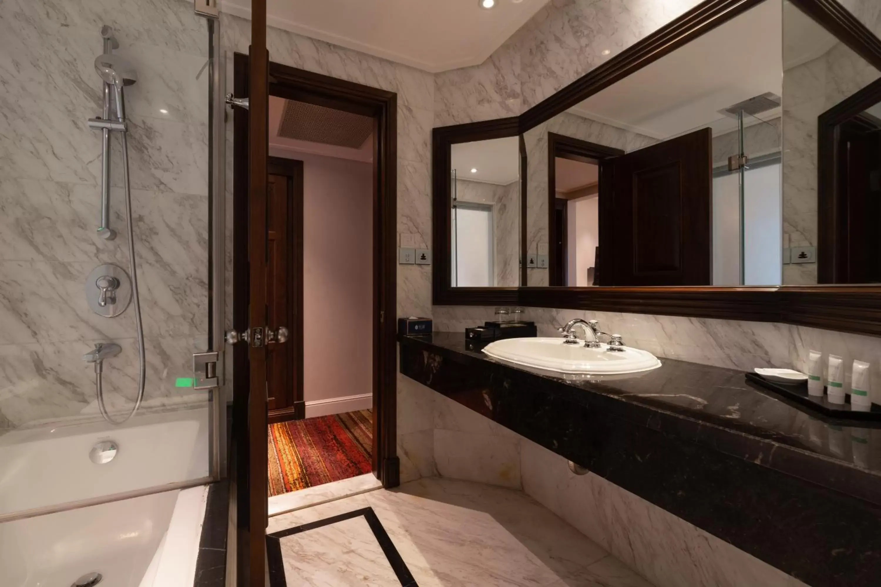 Bathroom in The Lapis Hotel