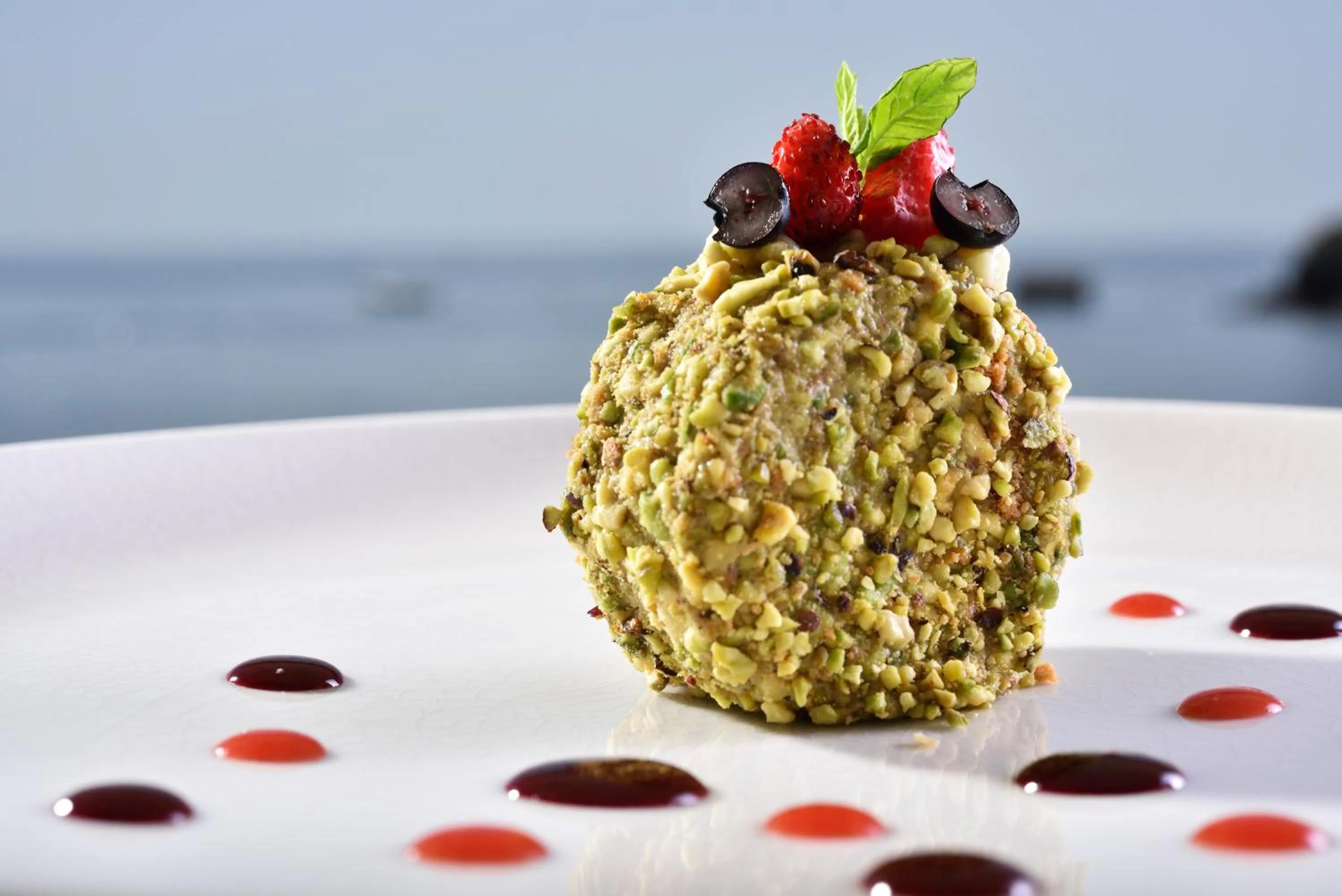 Restaurant/places to eat in La Plage Resort