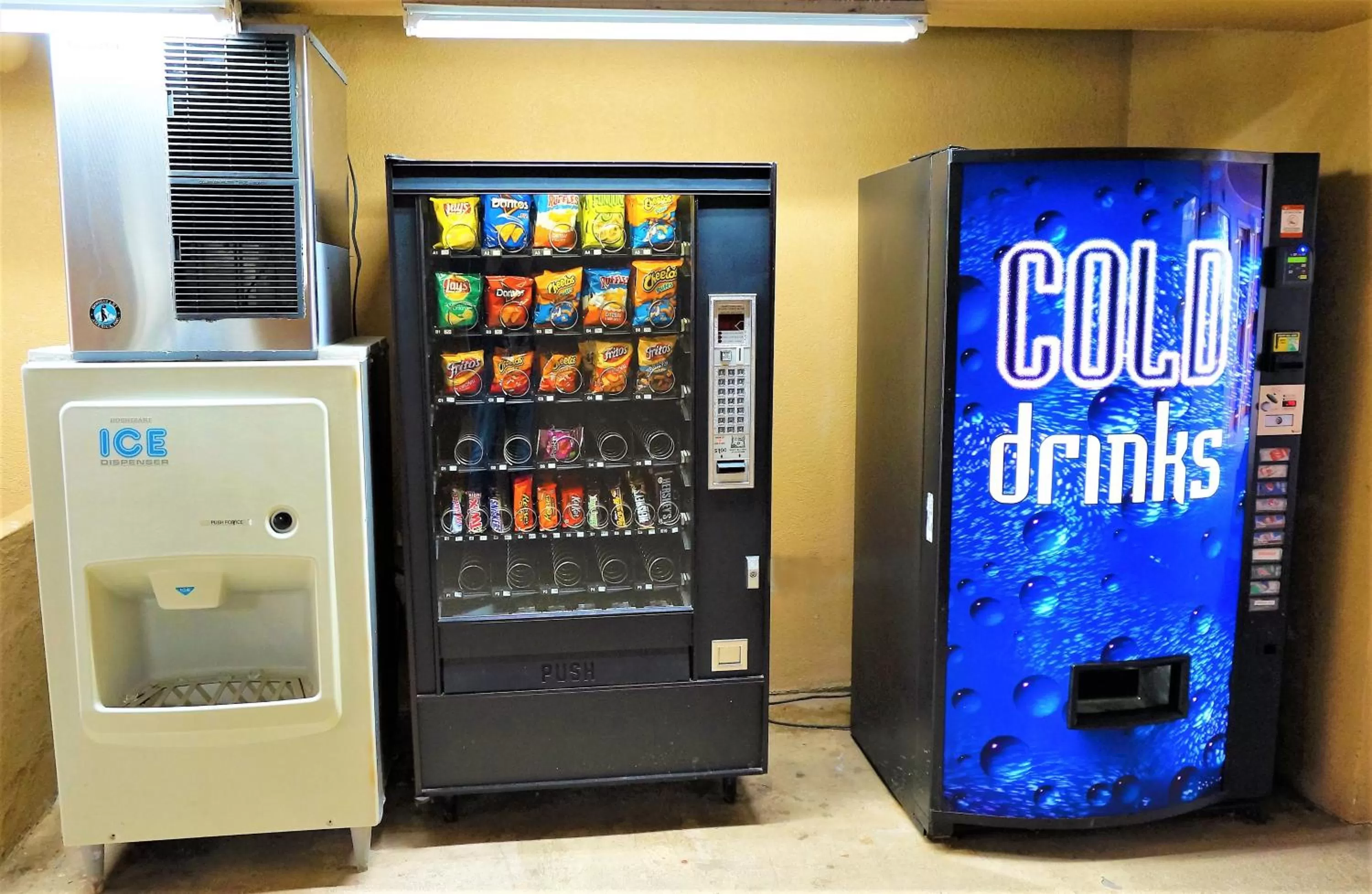 Howard Johnson by Wyndham Greensboro Near the Coliseum