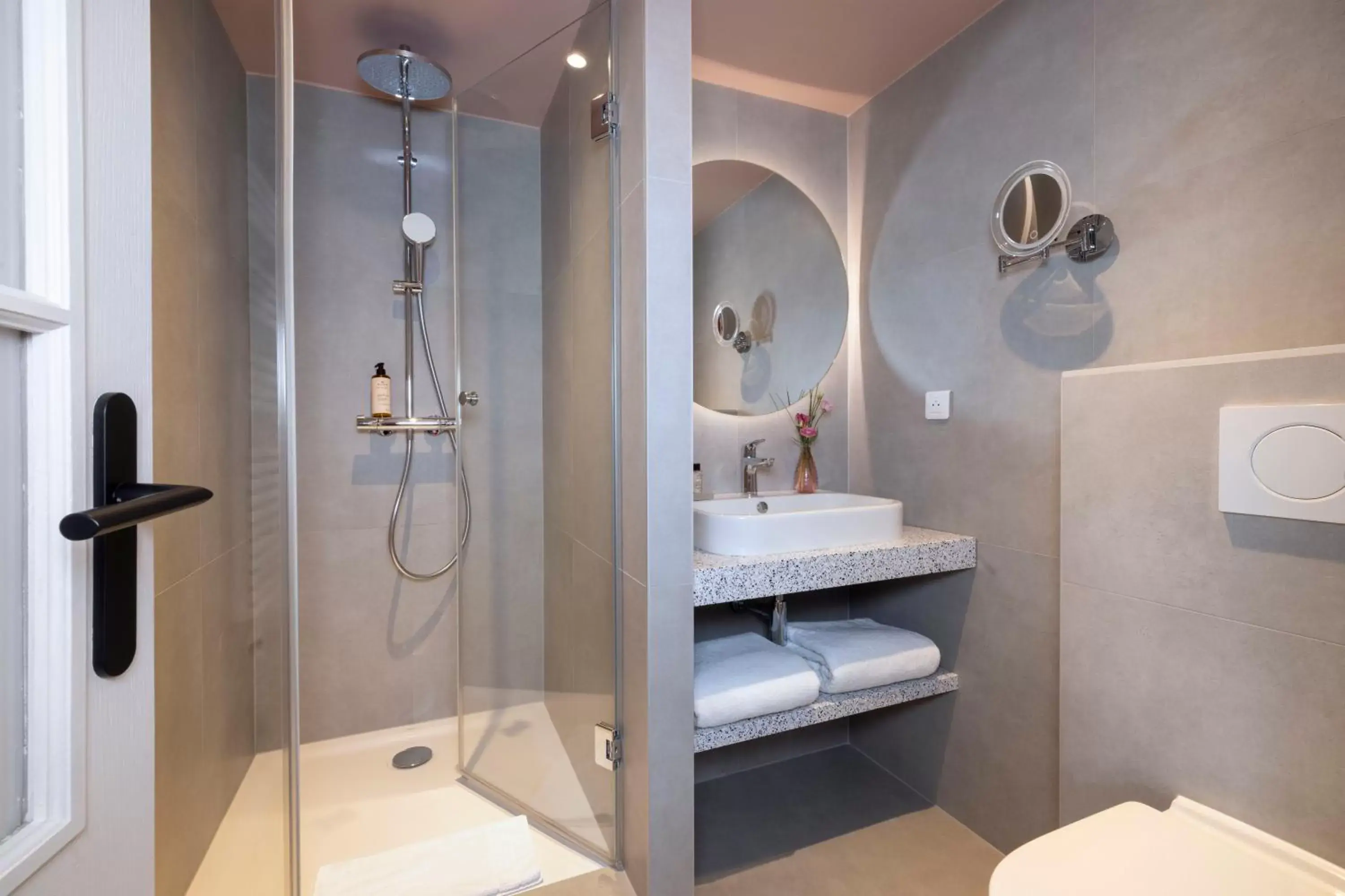 Bathroom in Hotel Le Colombier