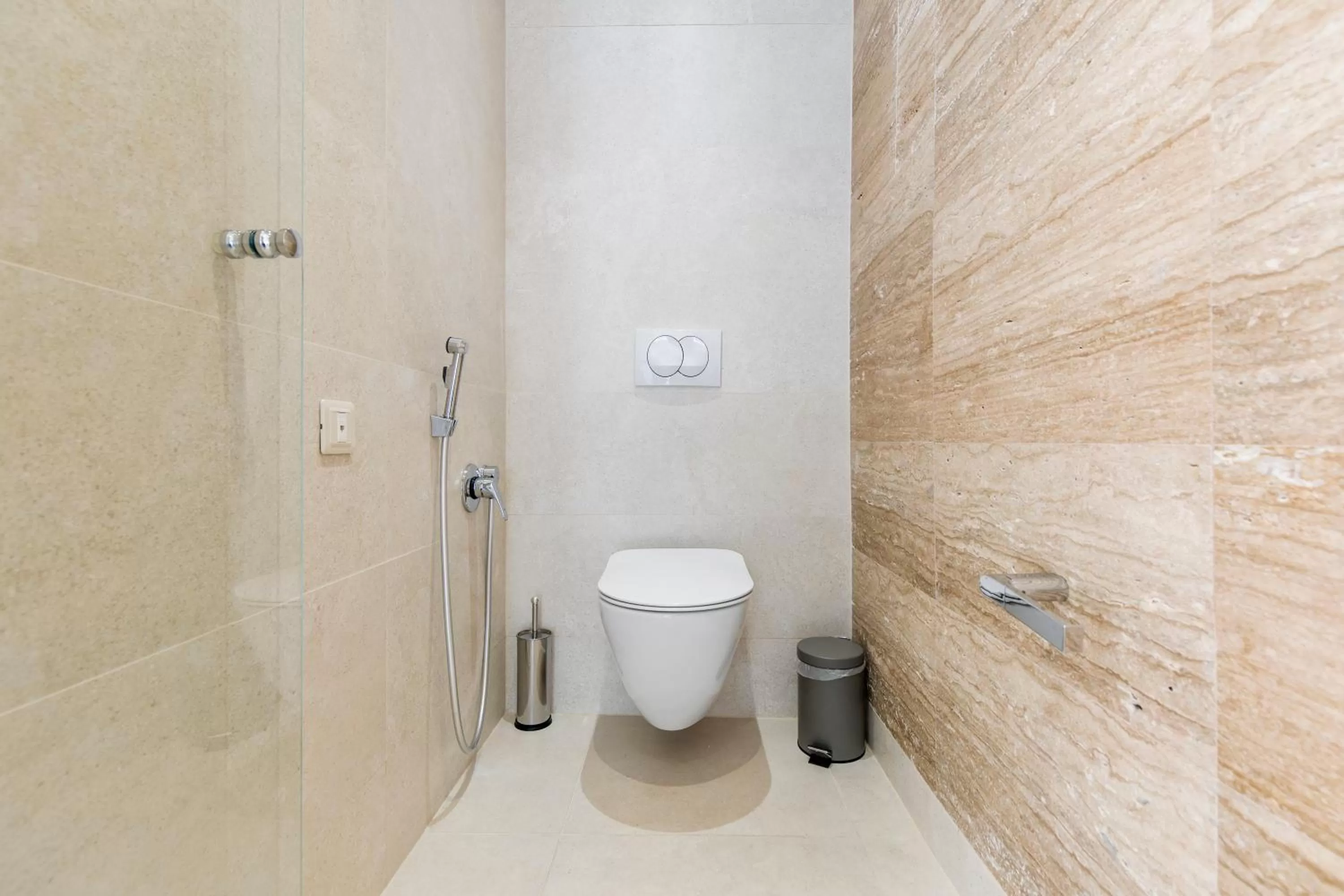 Toilet in Hotel Harmonia by Dukley