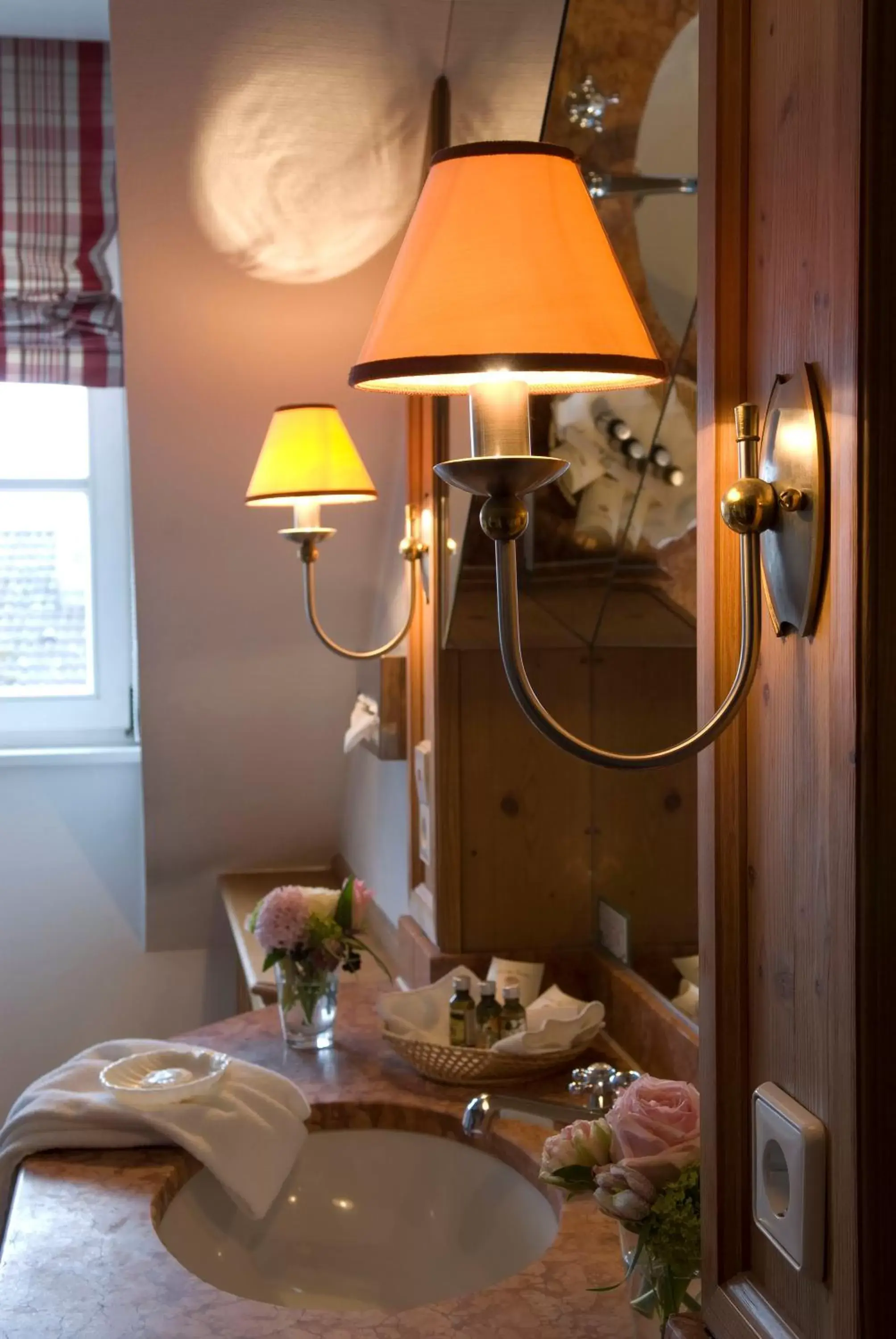 Bathroom in Brauereigasthof-Hotel Aying