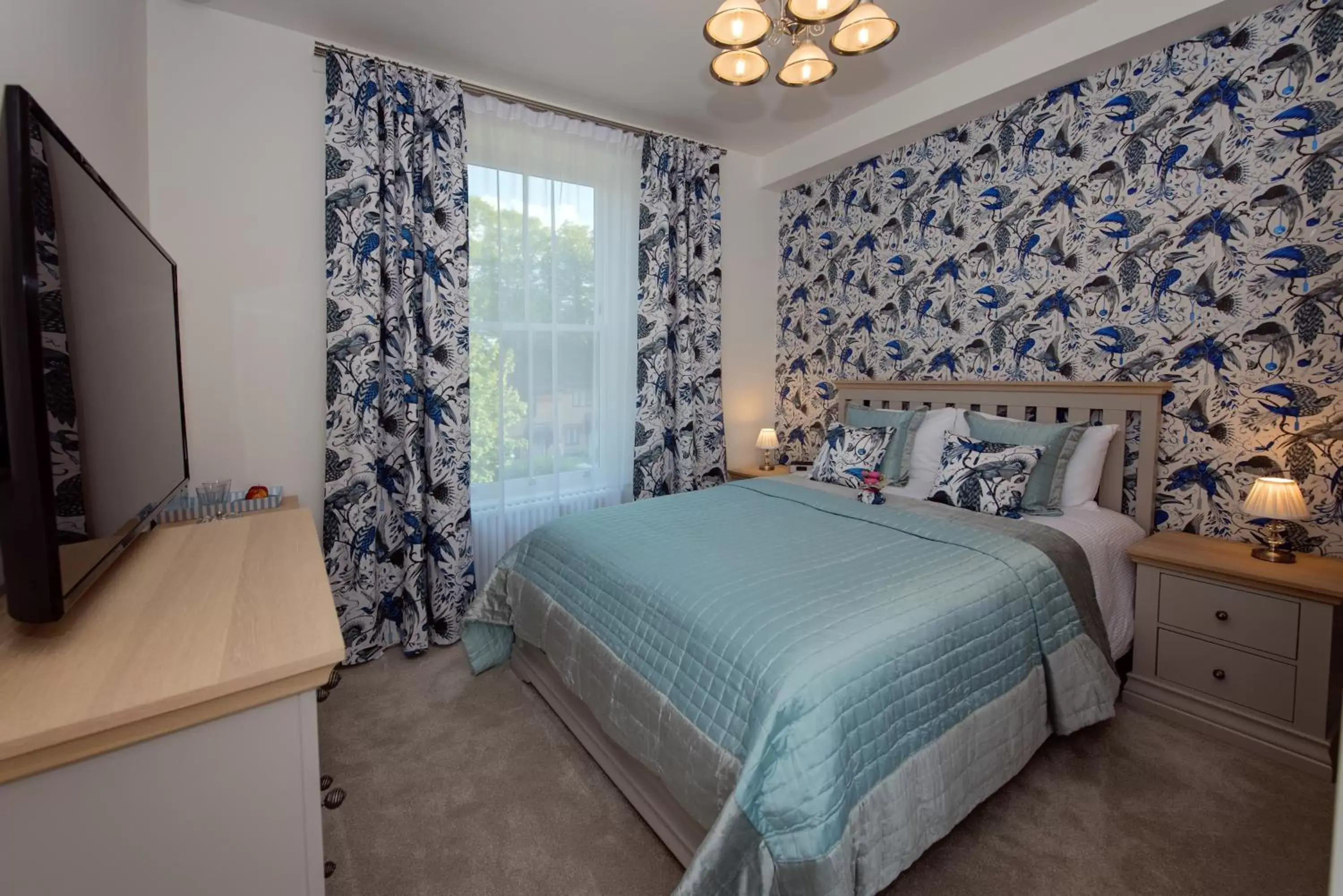 Bed in Best Luxury Apart Hotel in Oxford- Beechwood House