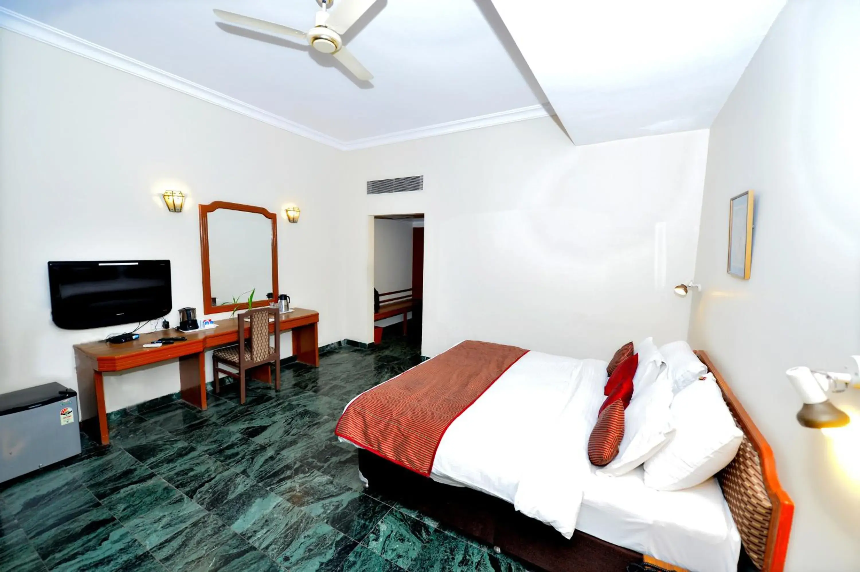 Room Photo in Hotel Vishnupriya
