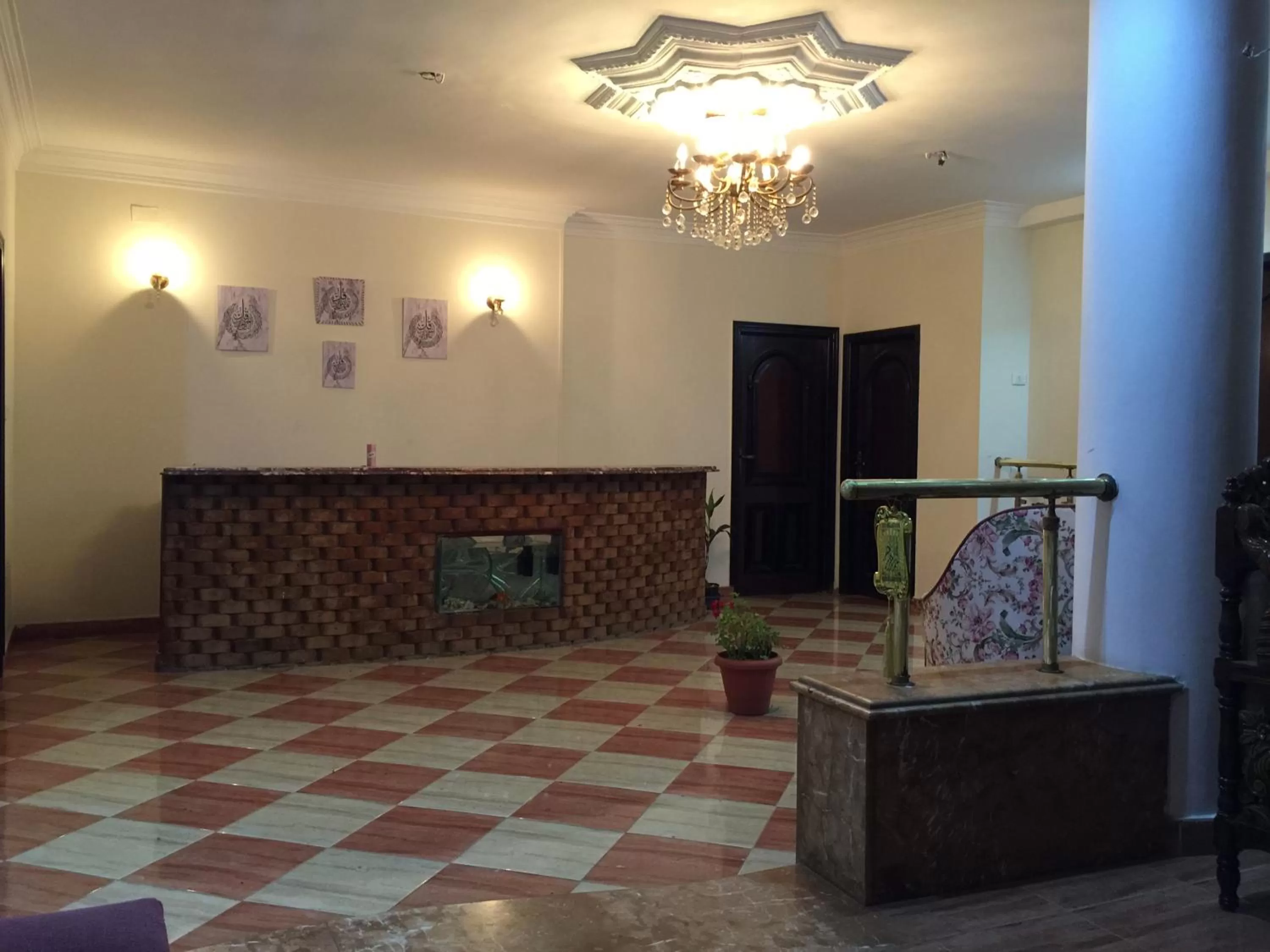 Living room, Lobby/Reception in Eagles Pyramids View