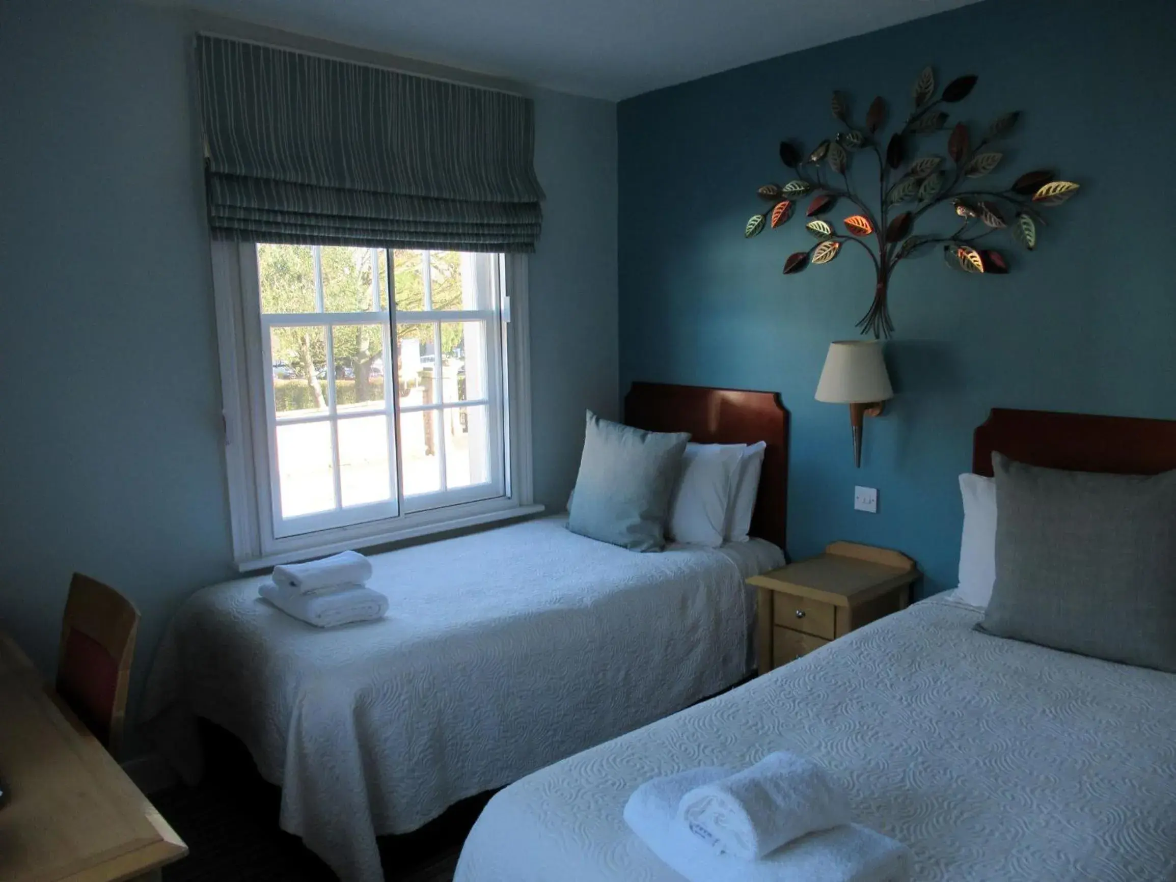 Bedroom, Bed in The London Inn