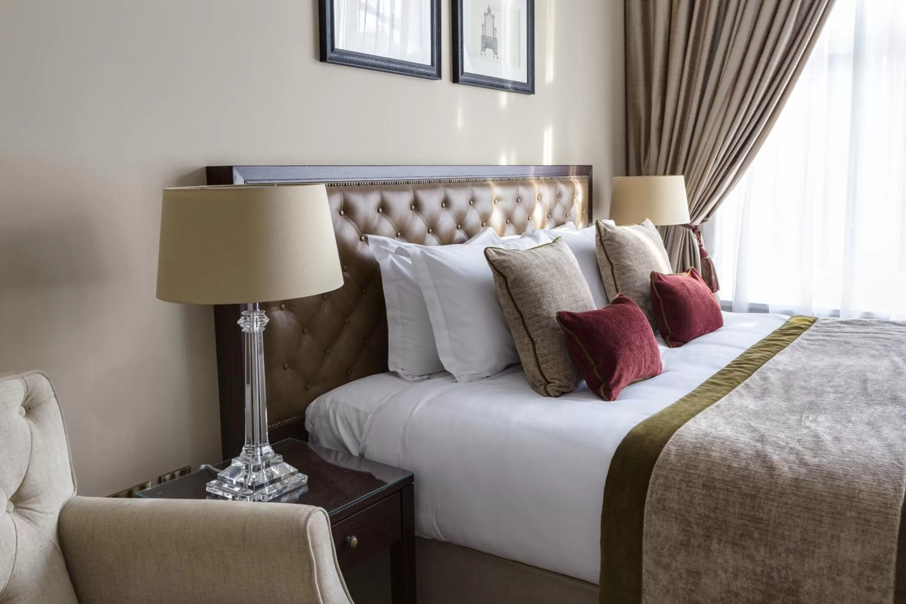 Executive Double Room in St Paul's Hotel