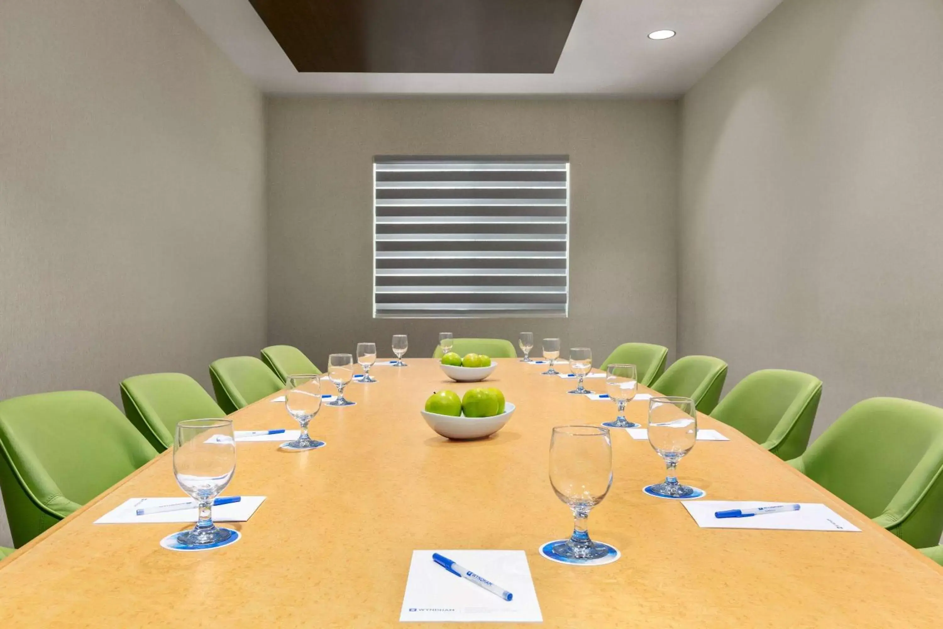 Meeting/conference room in Wyndham Anaheim