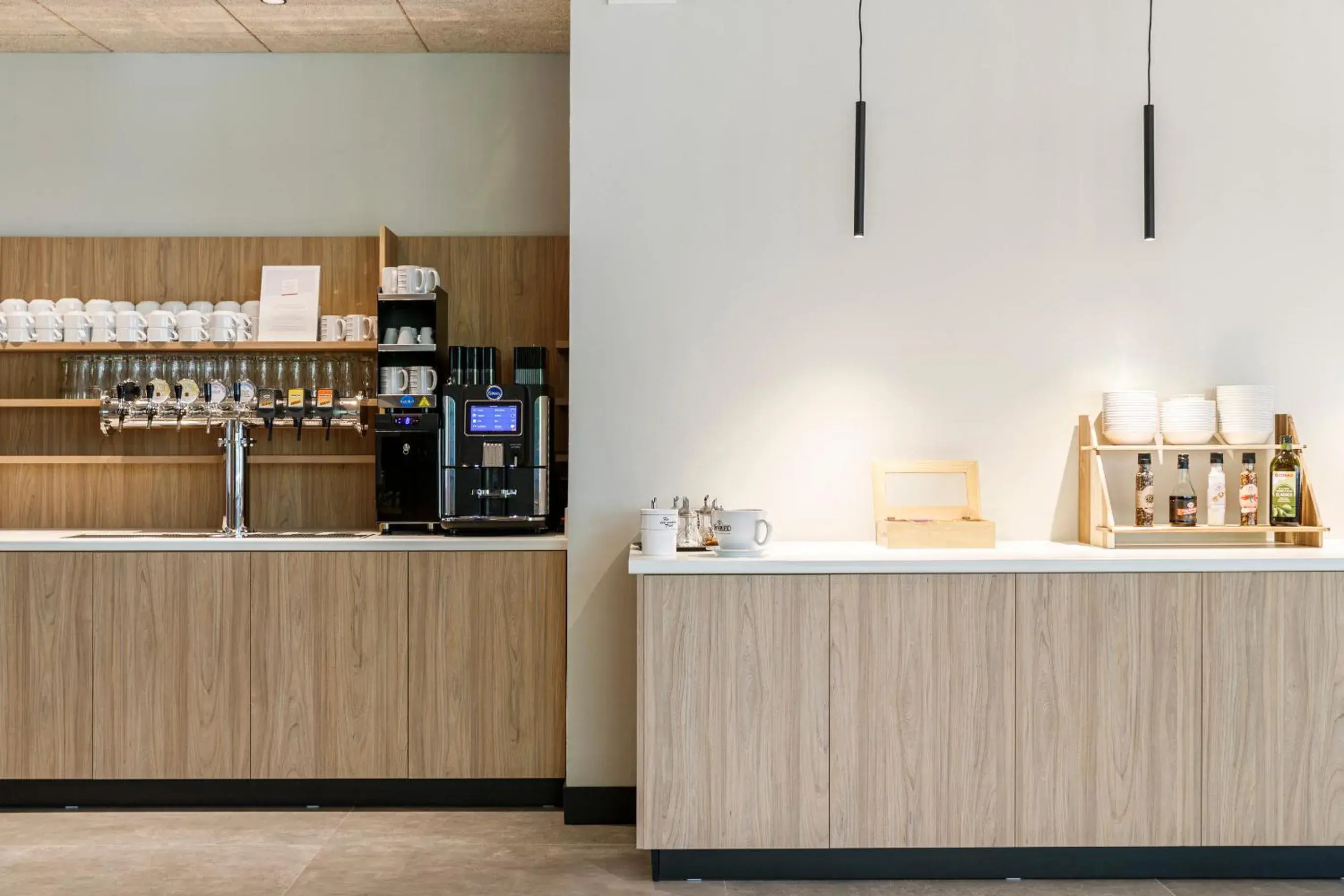 Restaurant/places to eat, Kitchen/Kitchenette in Arco Smart Hotel