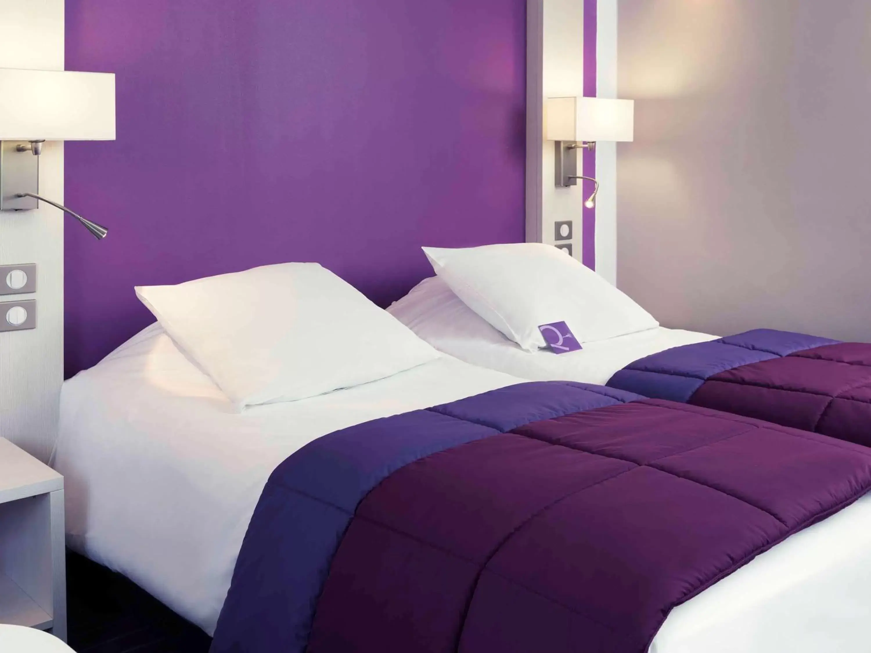 Photo of the whole room, Bed in Mercure Strasbourg Aéroport