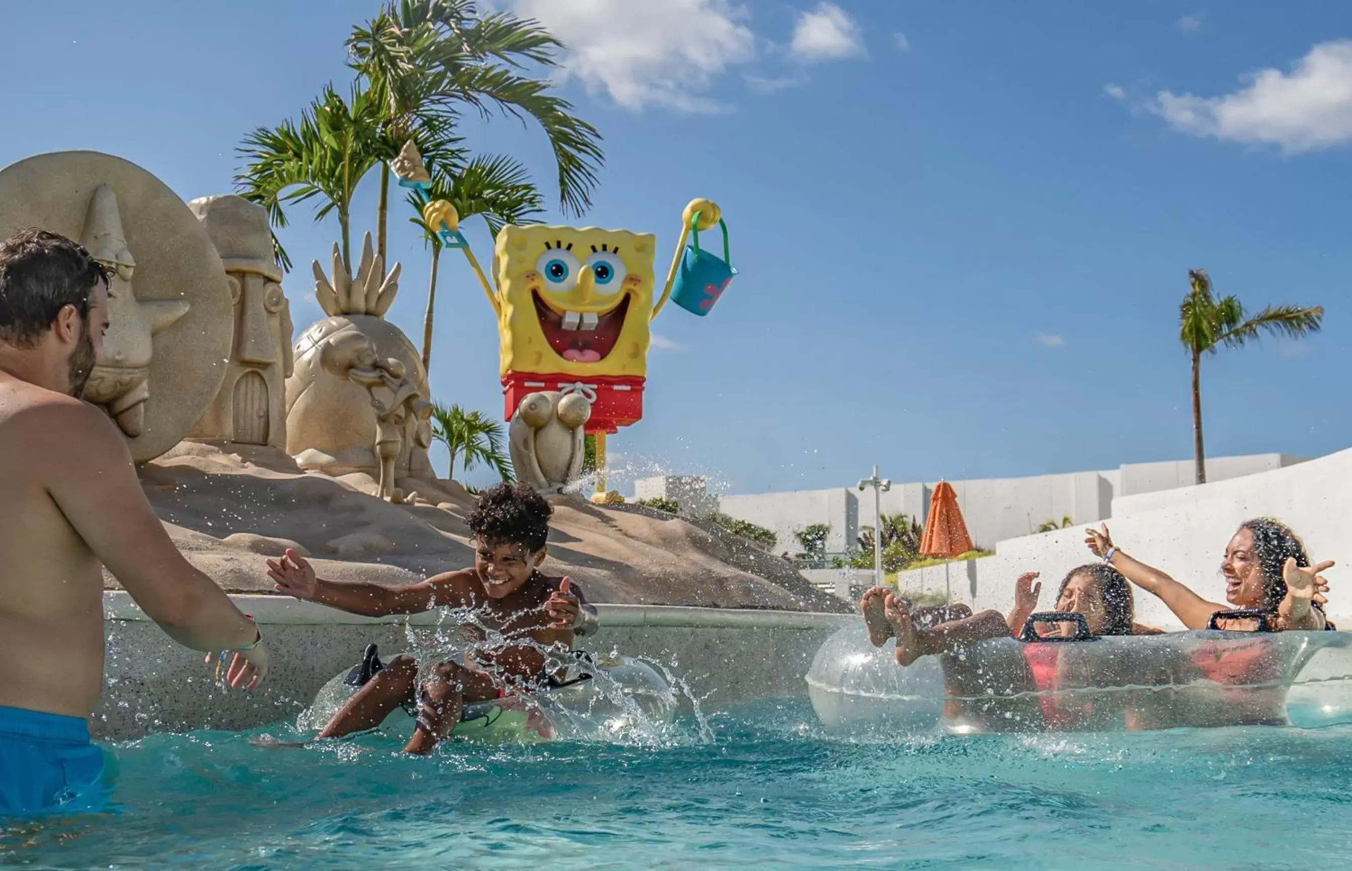 Swimming Pool in Nickelodeon Hotels & Resorts Riviera Maya All Inclusive