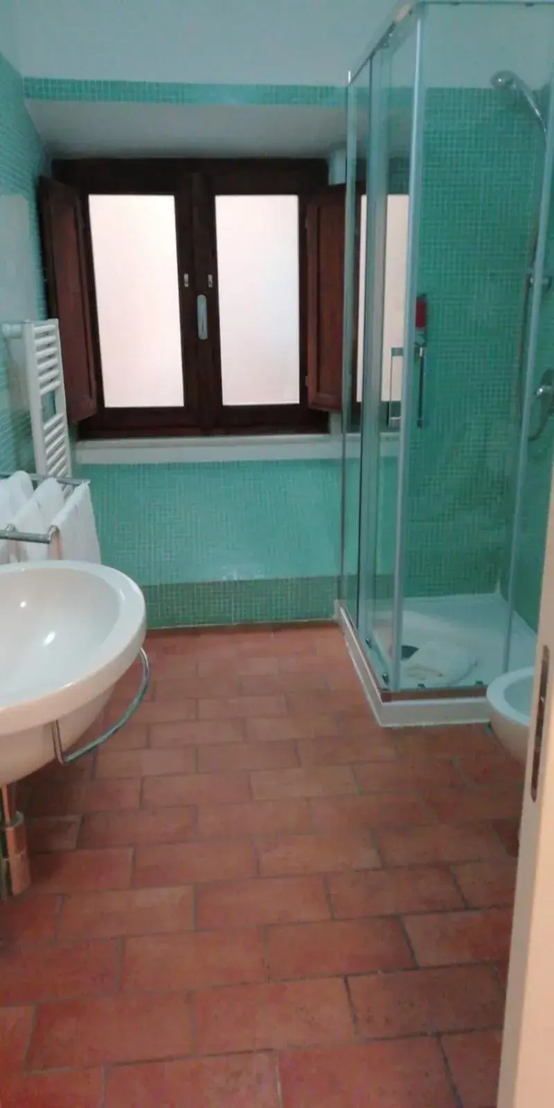 Shower, Bathroom in Relais Arco Della Pace