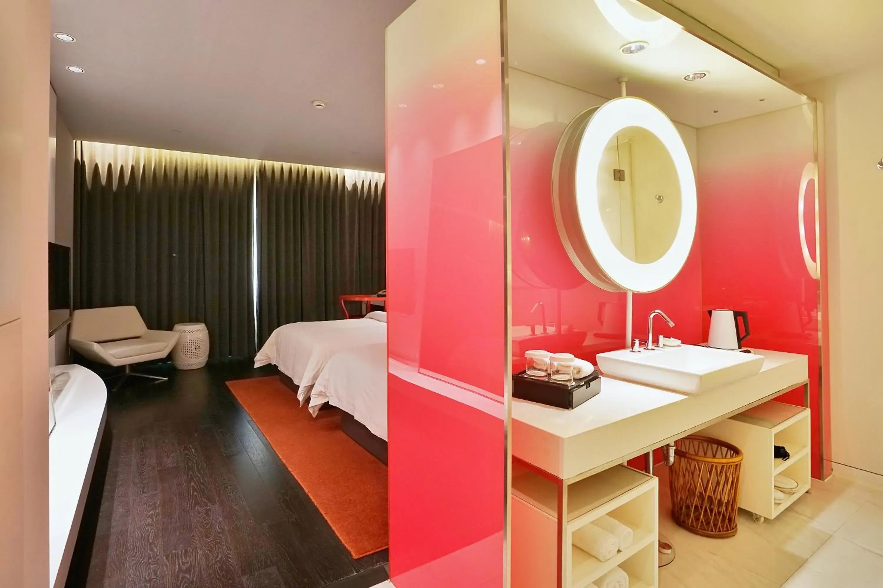 Photo of the whole room, Bathroom in Metropolo Classiq Dahua Hotel Shanghai Jingan