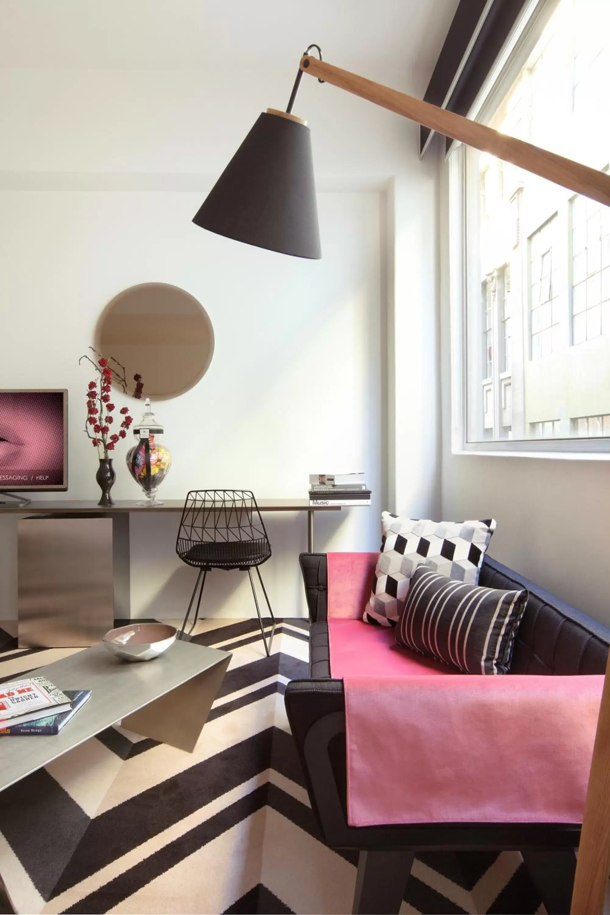 Living room, Seating Area in Adelphi Hotel