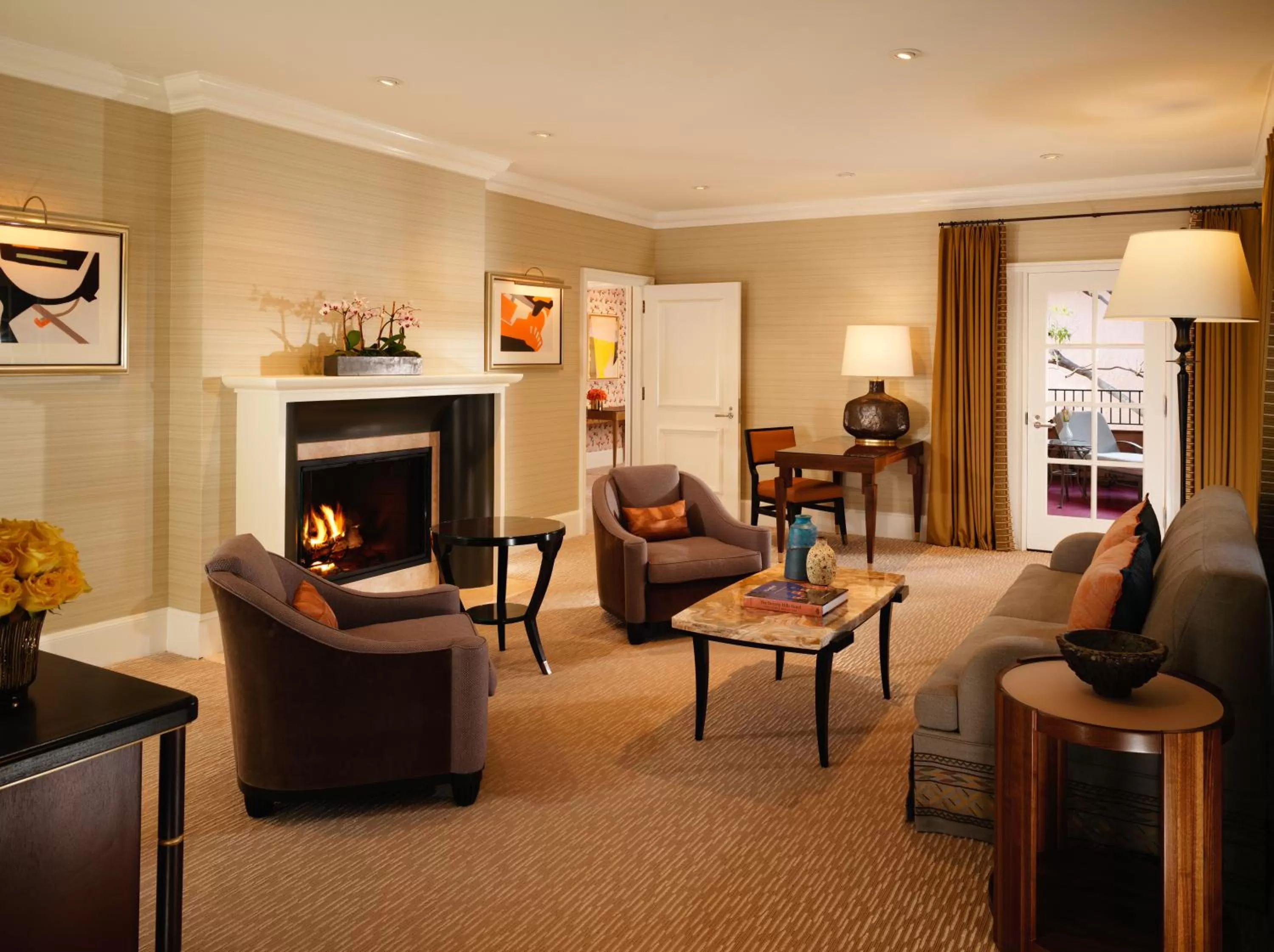 Living room in The Beverly Hills Hotel - Dorchester Collection